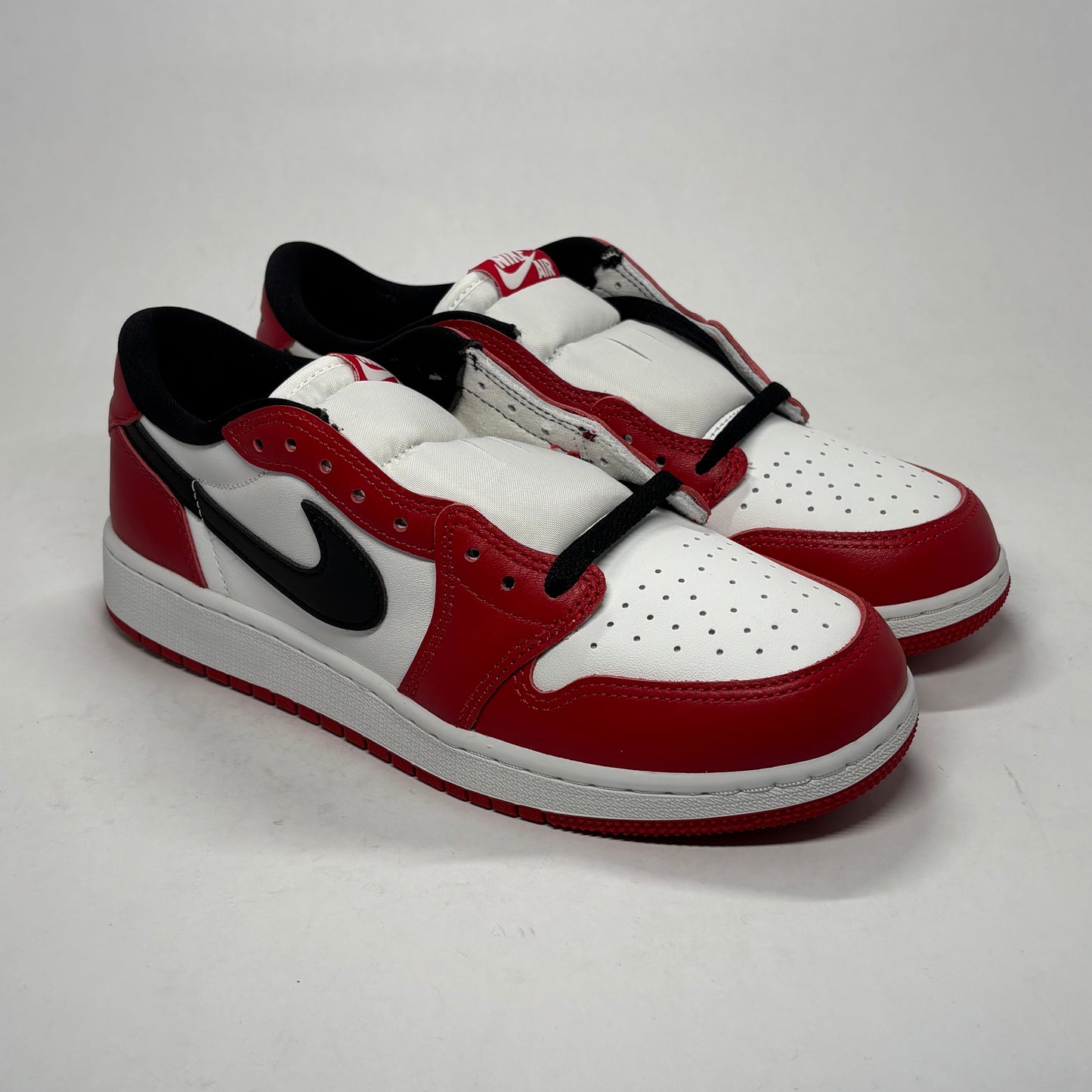 Jordan 1 Low Chicago DS
