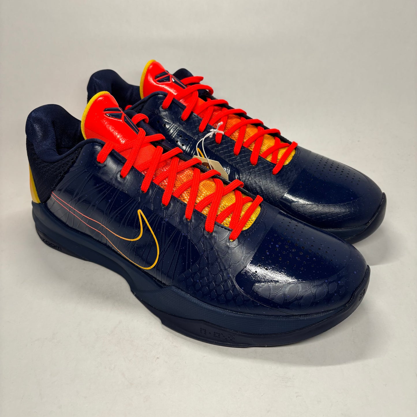 Kobe V Caitlyn Clark DS