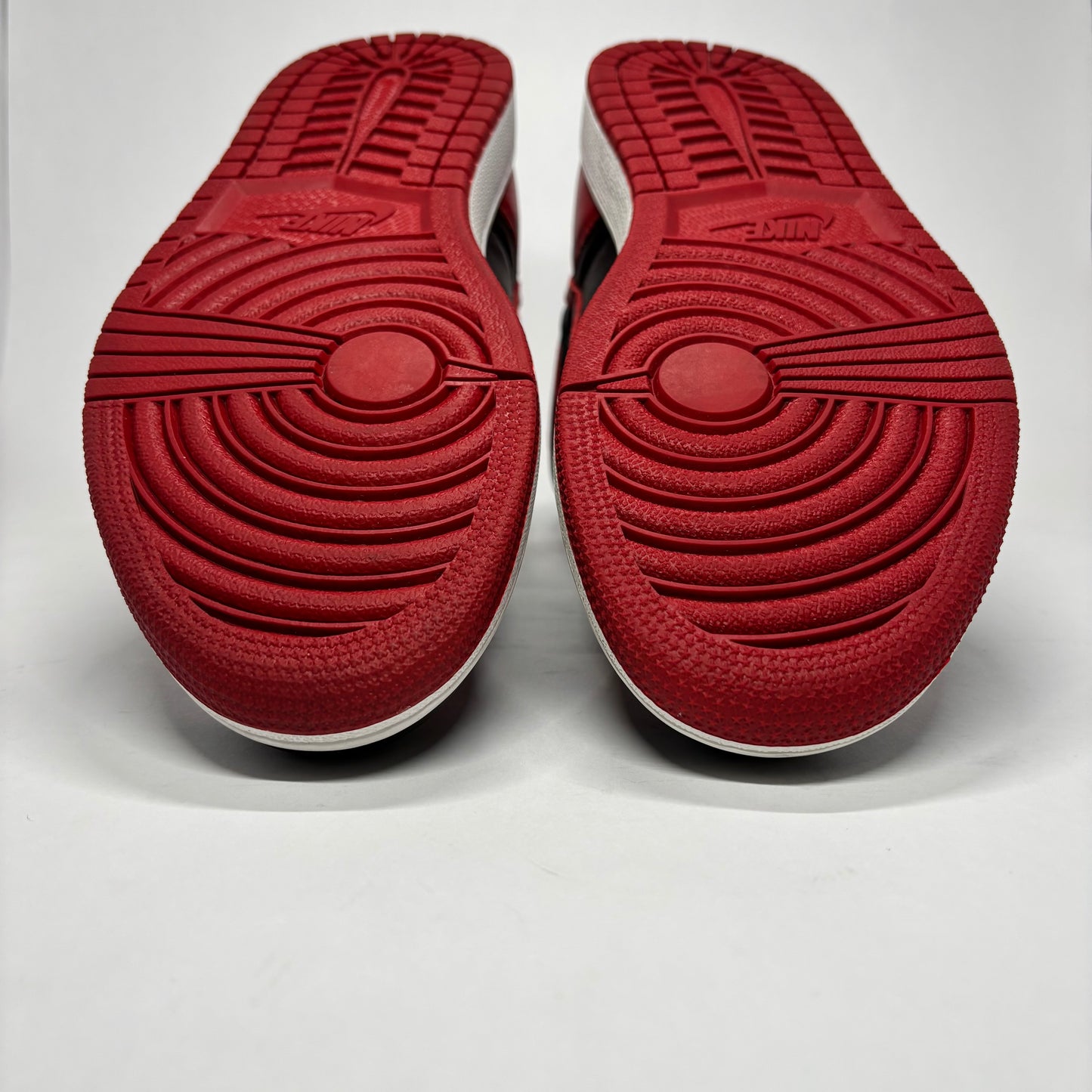 AJ1 Bred sz 2016 sz 8.5