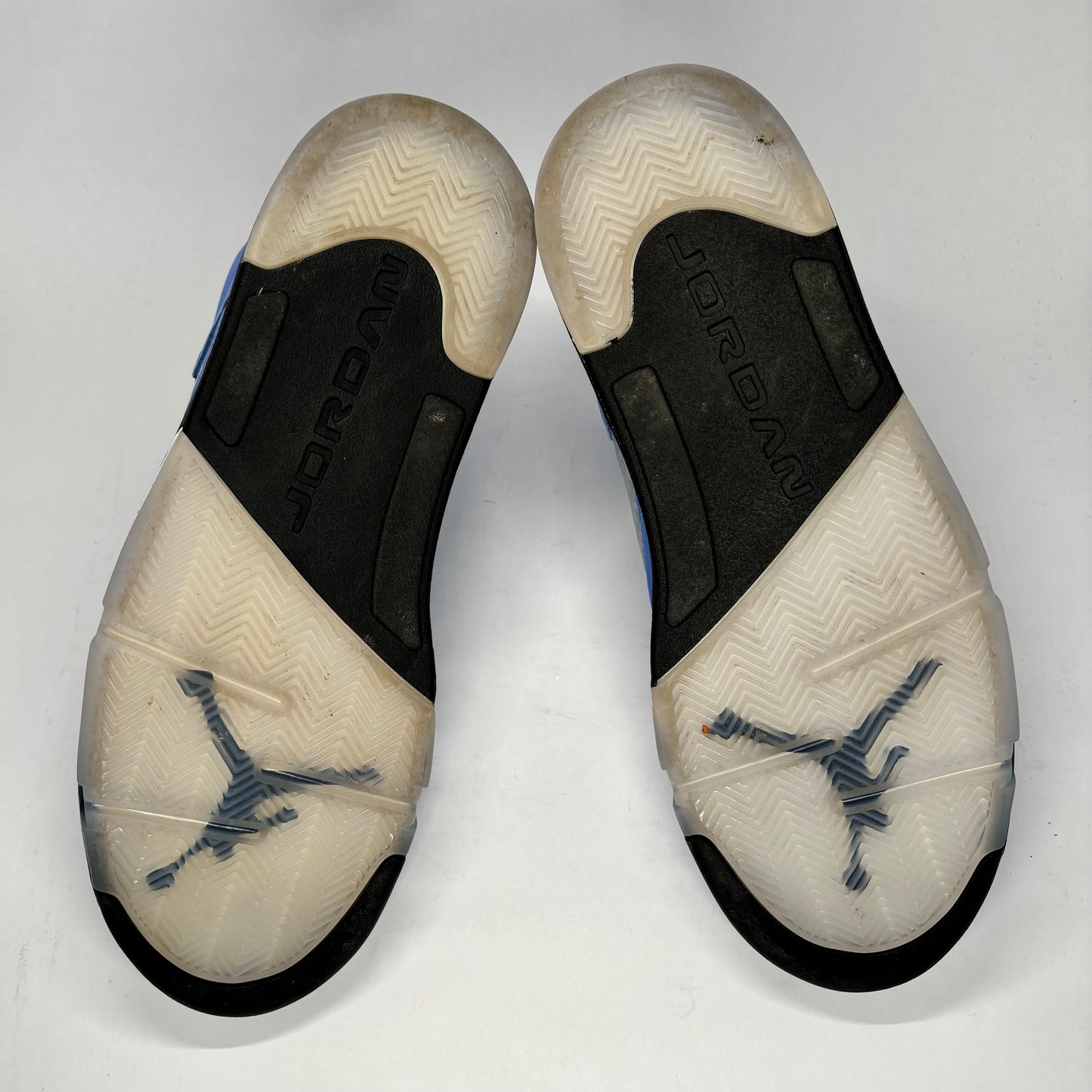 Jordan 5 UNC Used