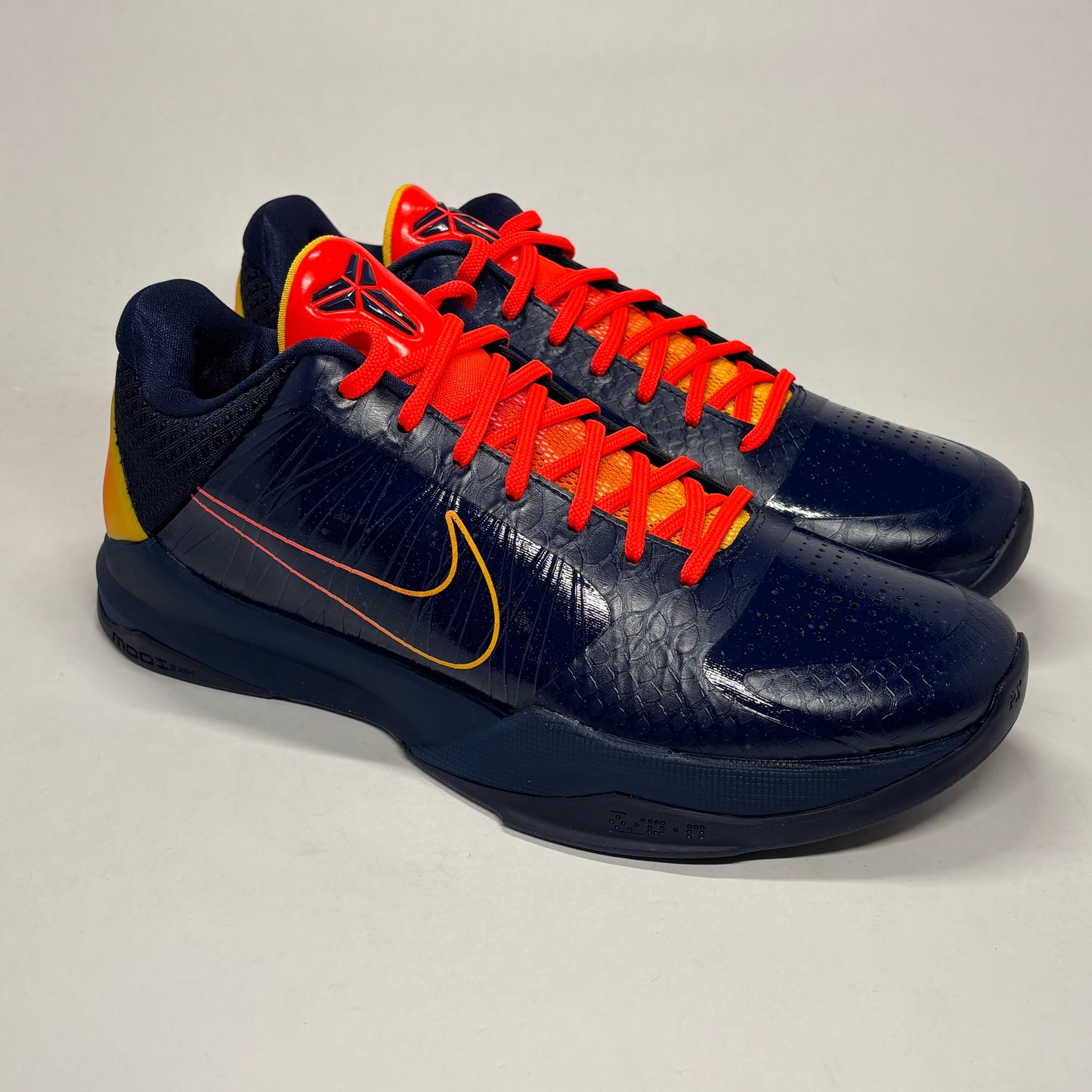 Kobe V Caitlyn Clark Protro DS