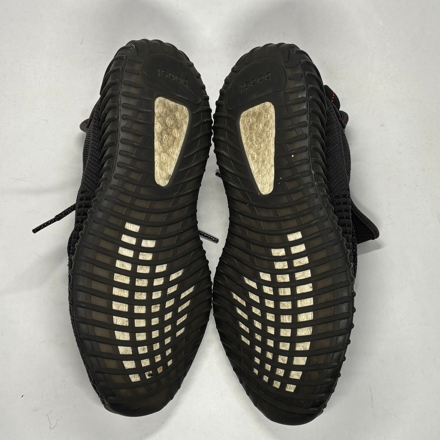 Yeezy 350 V2 BlackUsed