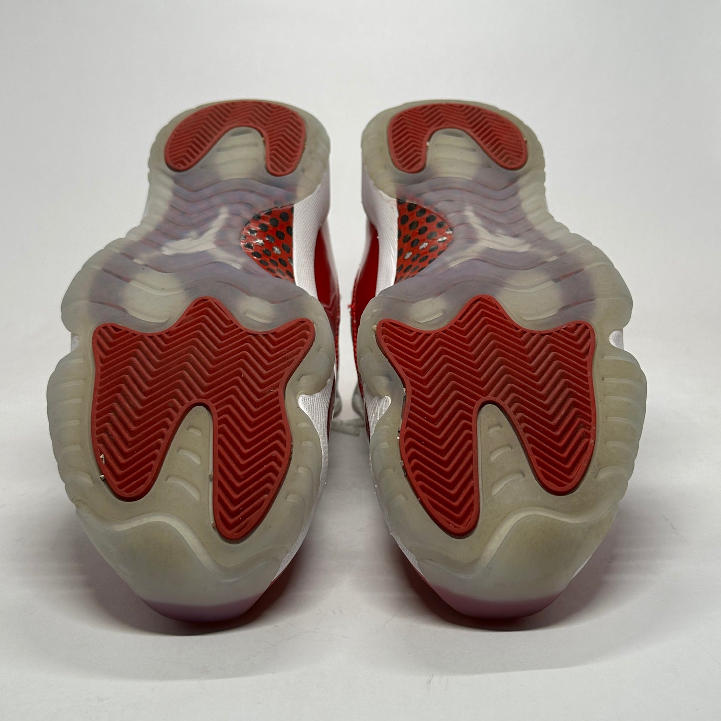 Jordan 11 Cherry Used