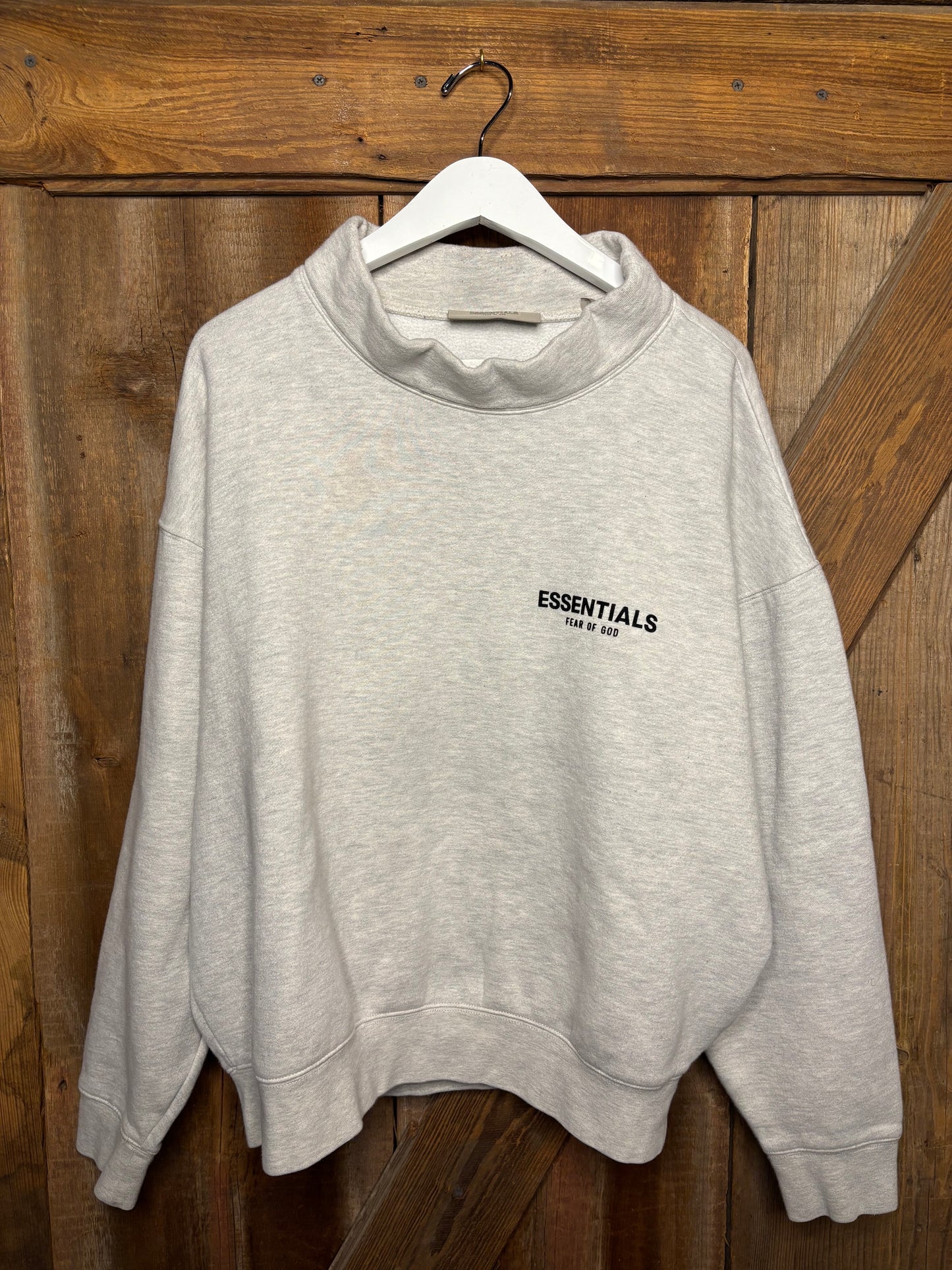 Essentials Mockneck Crewneck