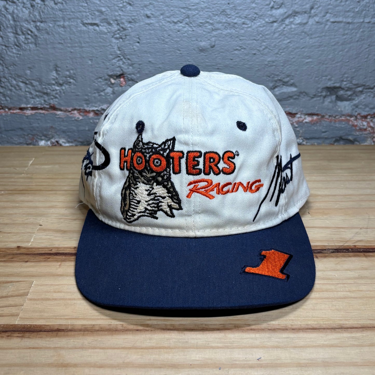 vtg Hooters Racing #1 Hat