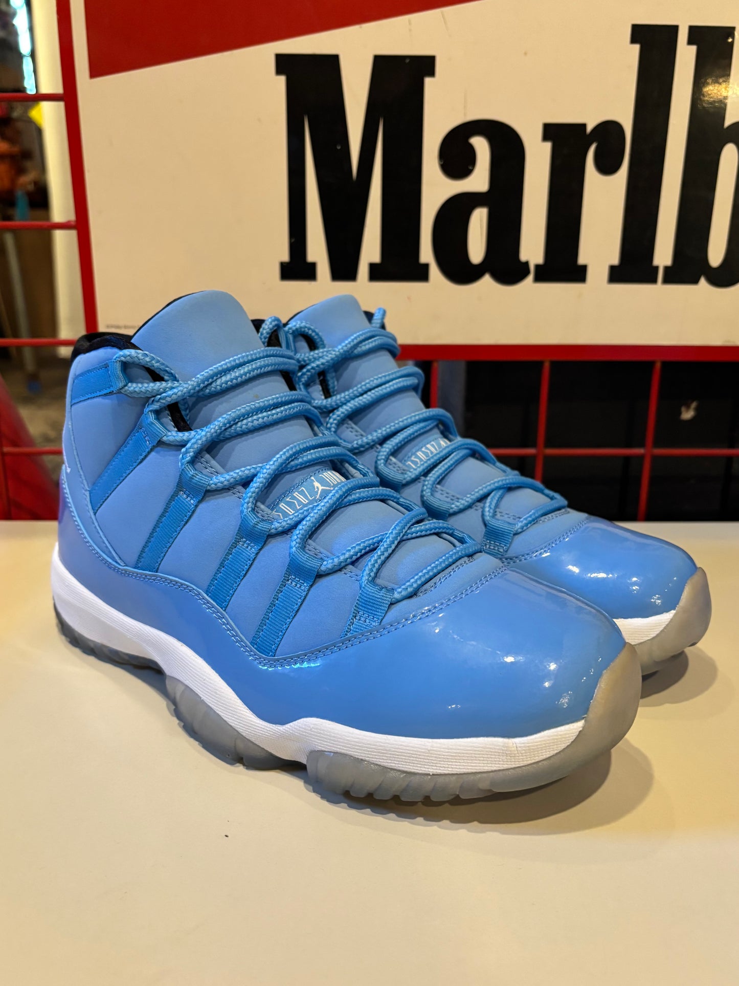 Jordan 11 Gift of Flight Used Dam Box
