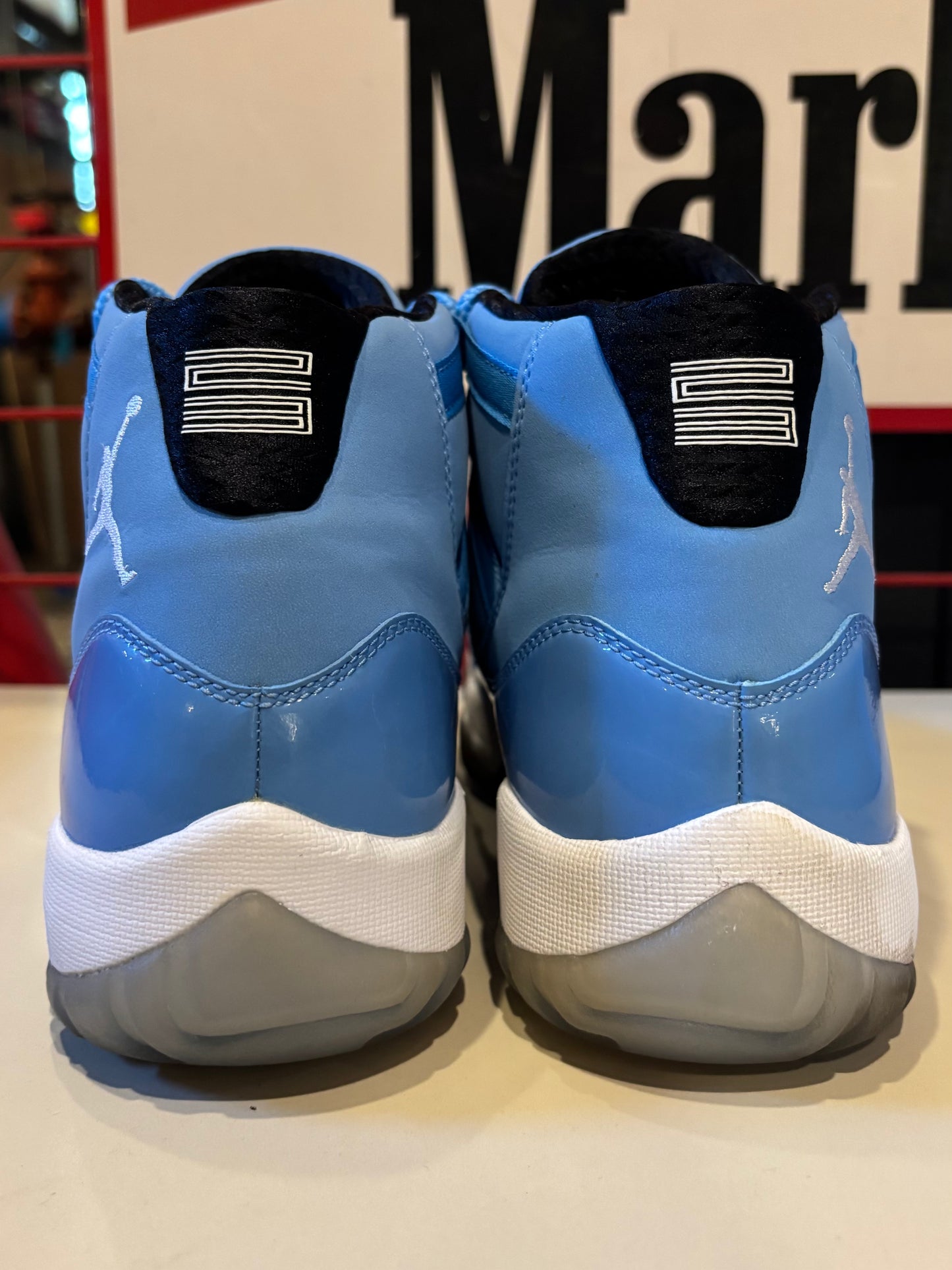 Jordan 11 Gift of Flight Used Dam Box