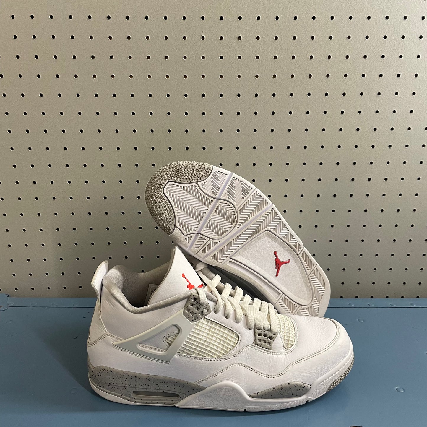 AJ4 White Oreo Sz 12.5