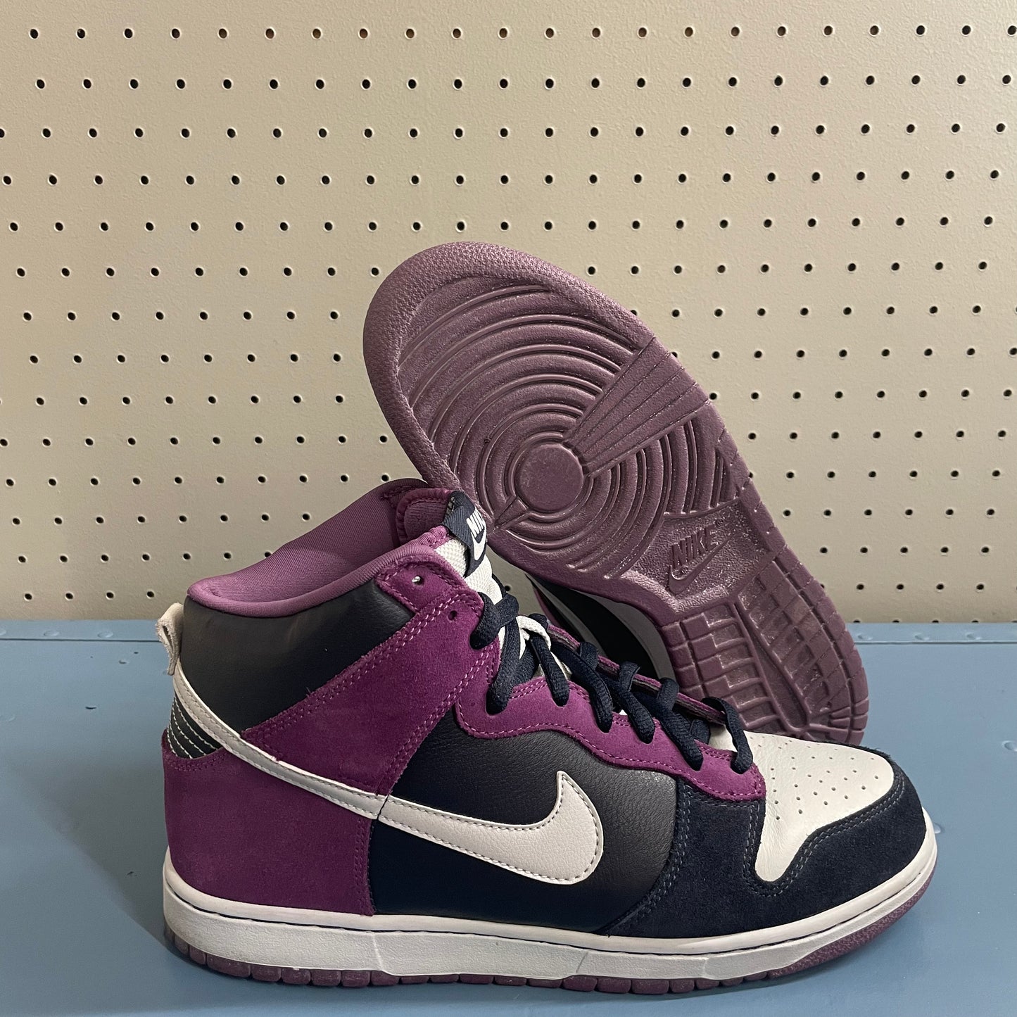 Nike SB Dunk Un-Heaven Gates Sz 10.5