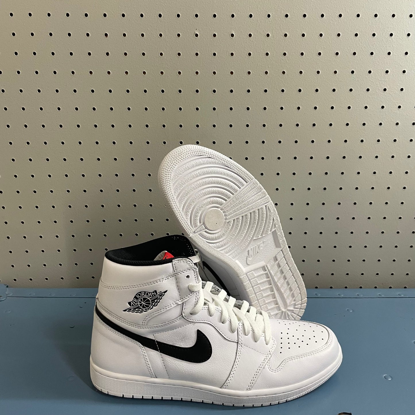 AJ1 Ying Yang White sz 11