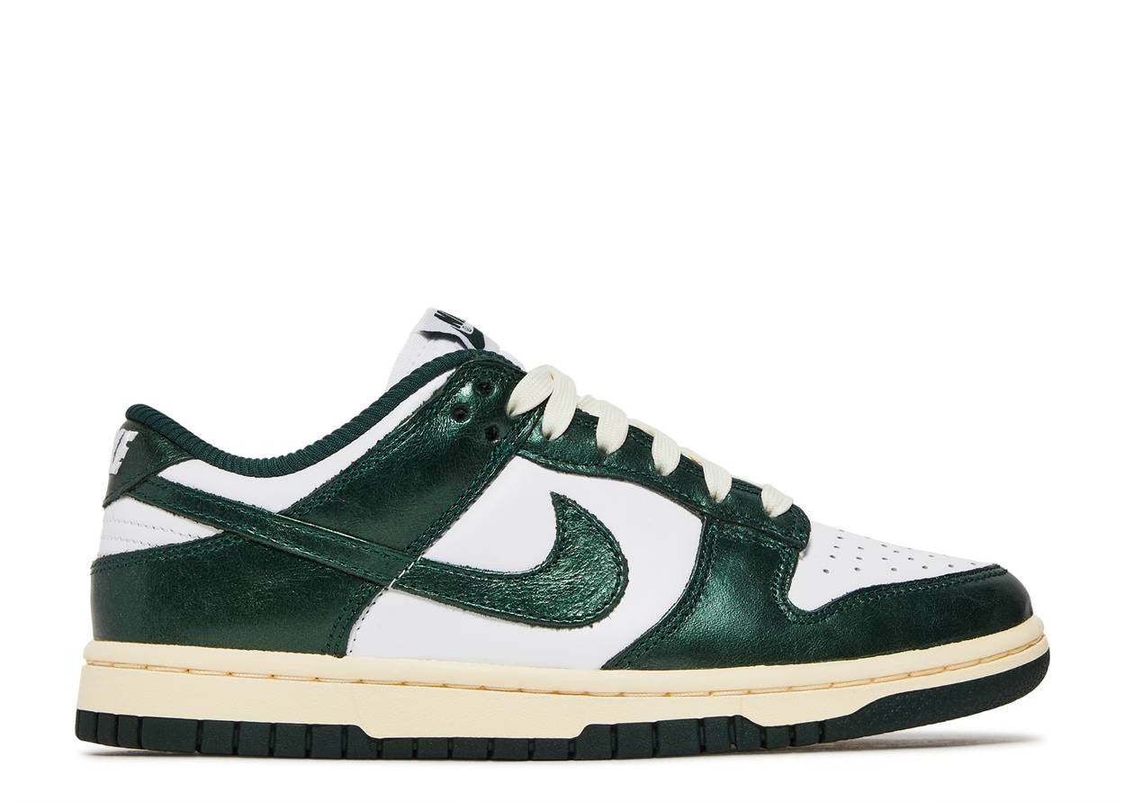 Nike Dunk Vintage Green Sz 7W/5.5Y DS