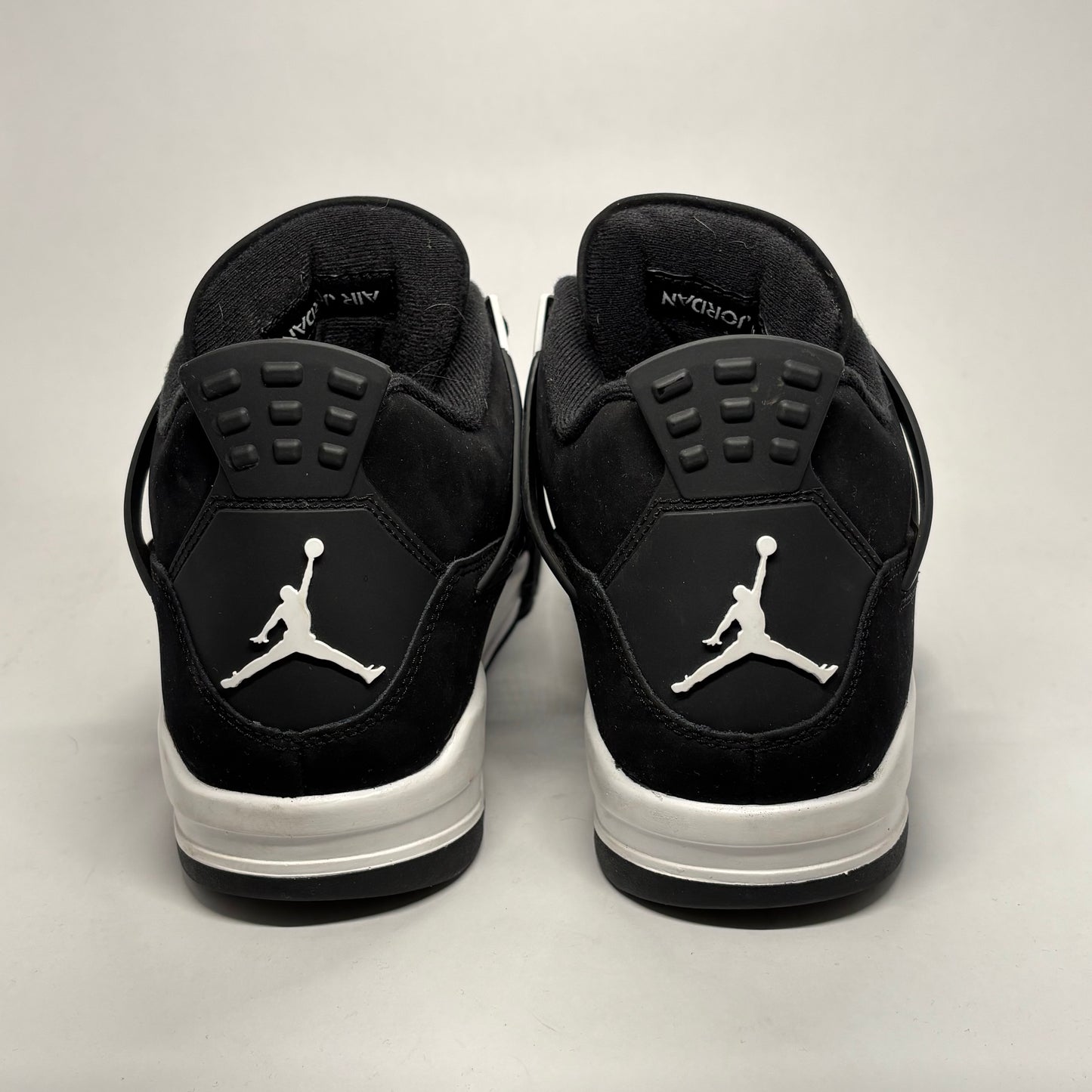 Jordan 4 White Thunder Used