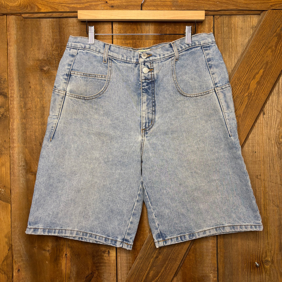 Guess Light Wash Jorts