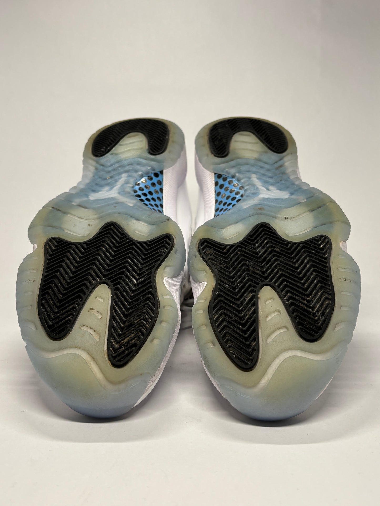Jordan 11 Legend Blue Used No Box