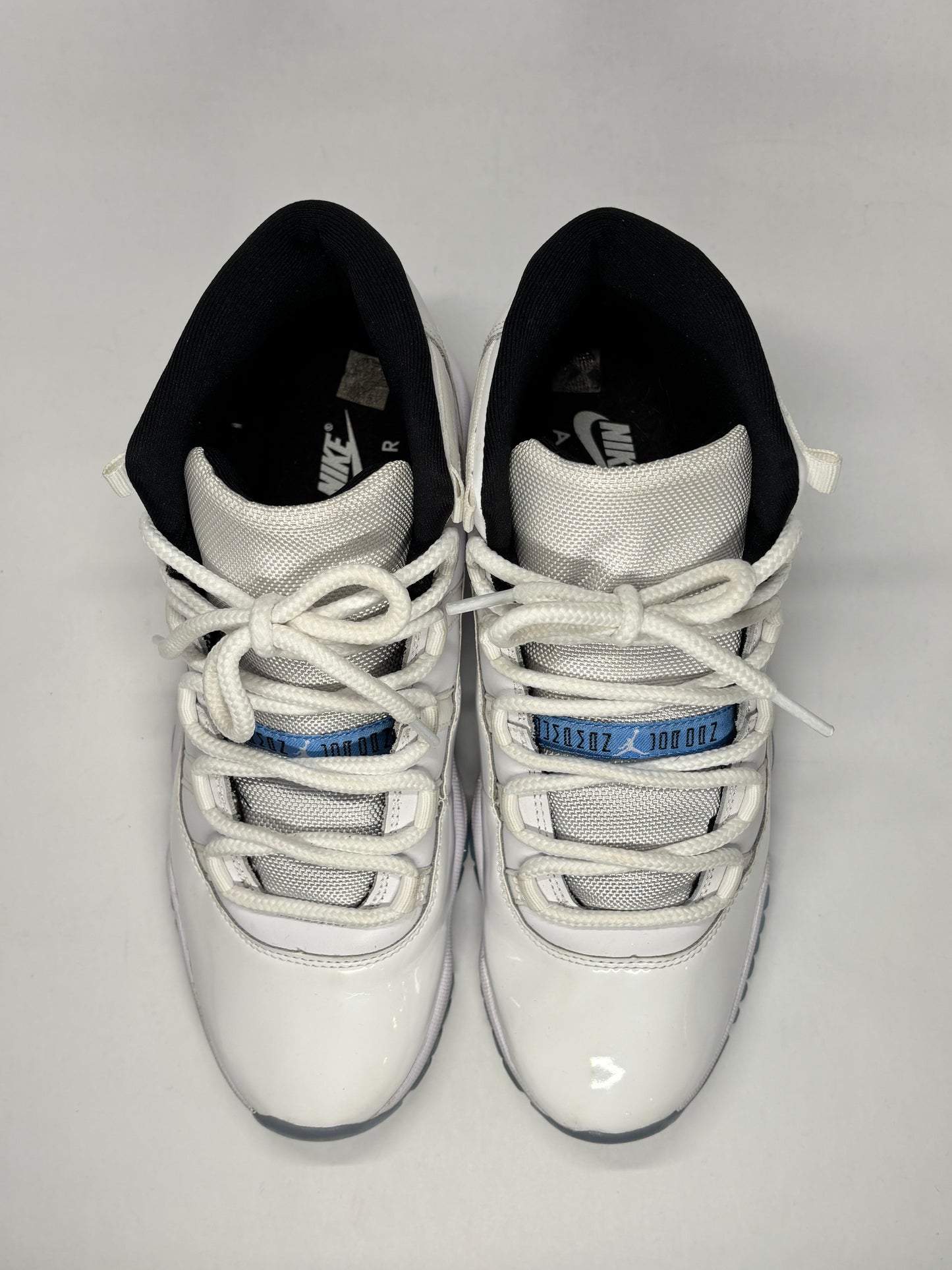 Jordan 11 Legend Blue Used No Box