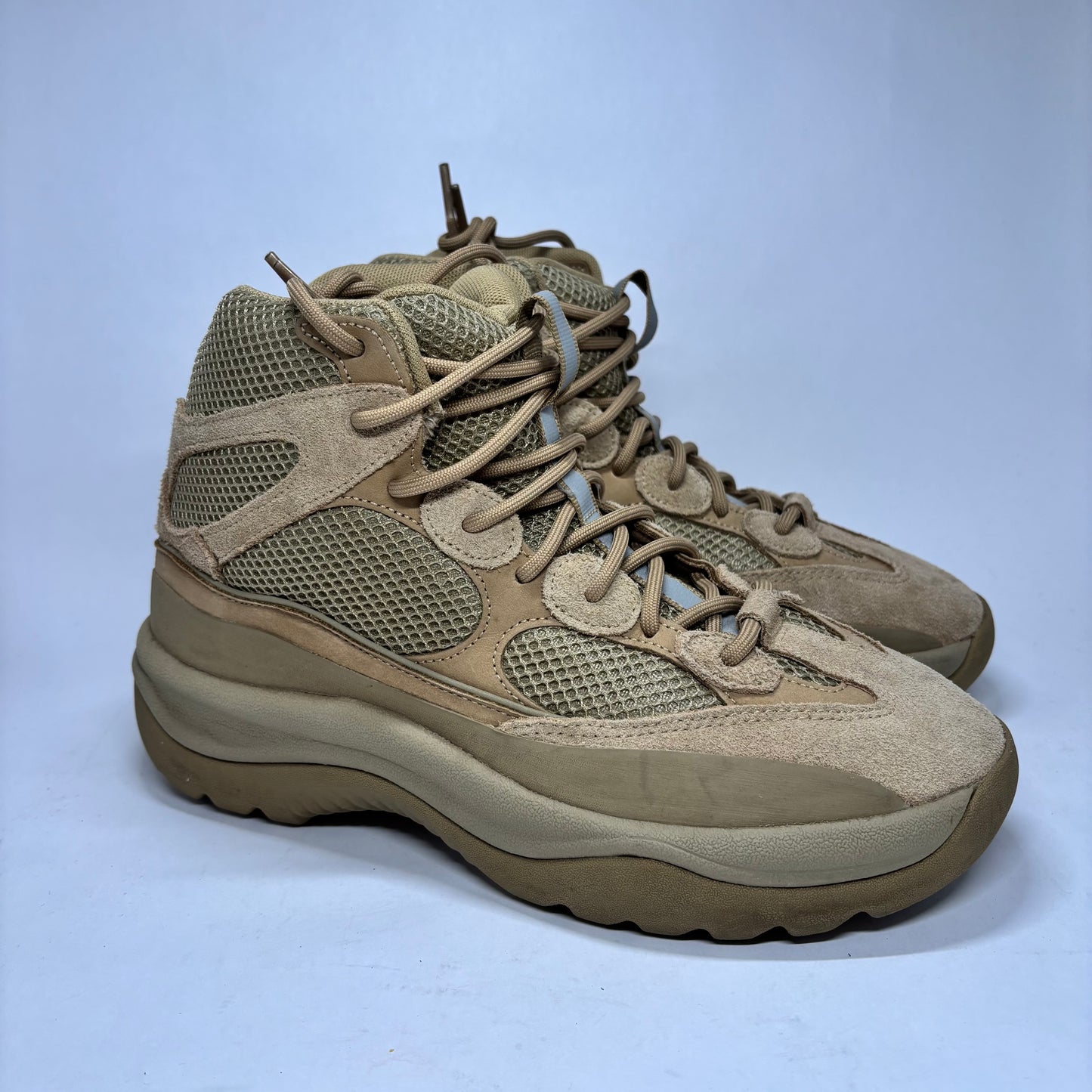 Yeezy Boot Rock Used