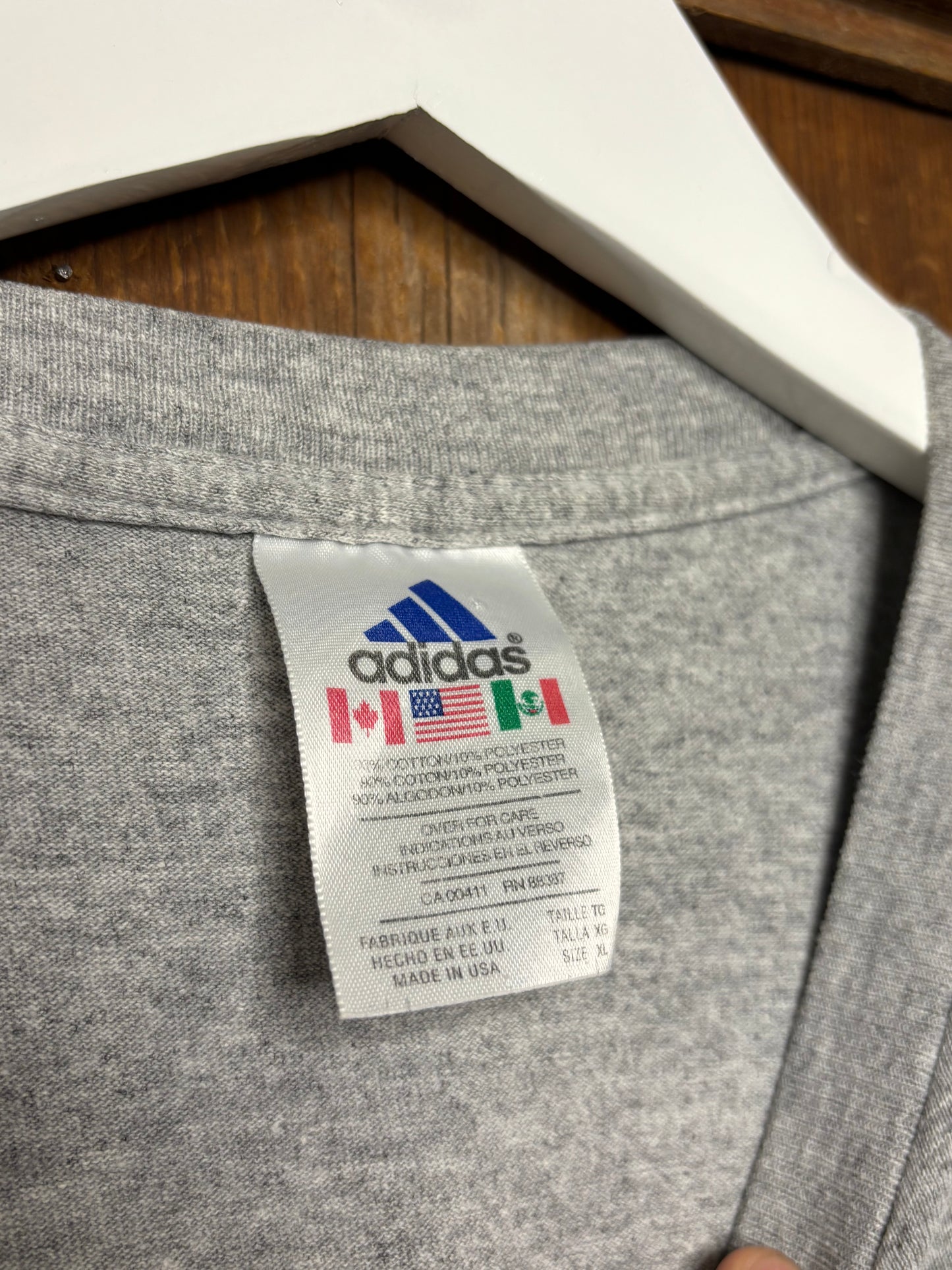 90s Cracked Adidas 3 Stripe