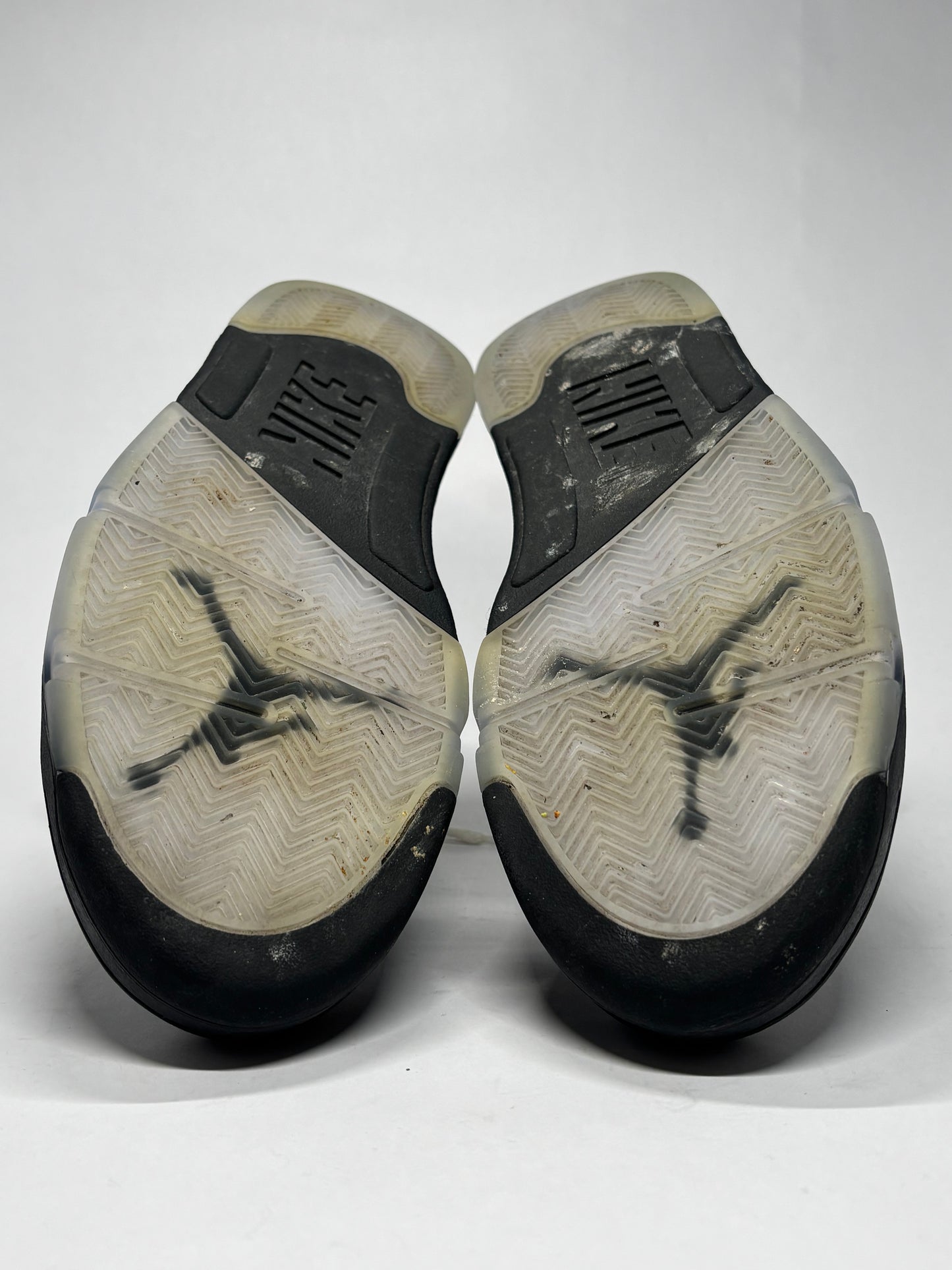 Jordan 5 Black Metallic Used