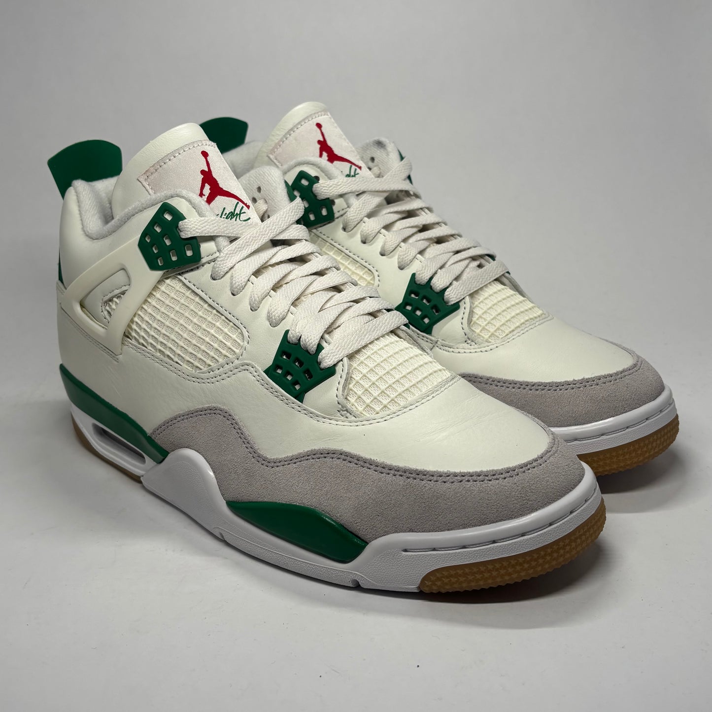 Jordan 4 SB Pine Green Used