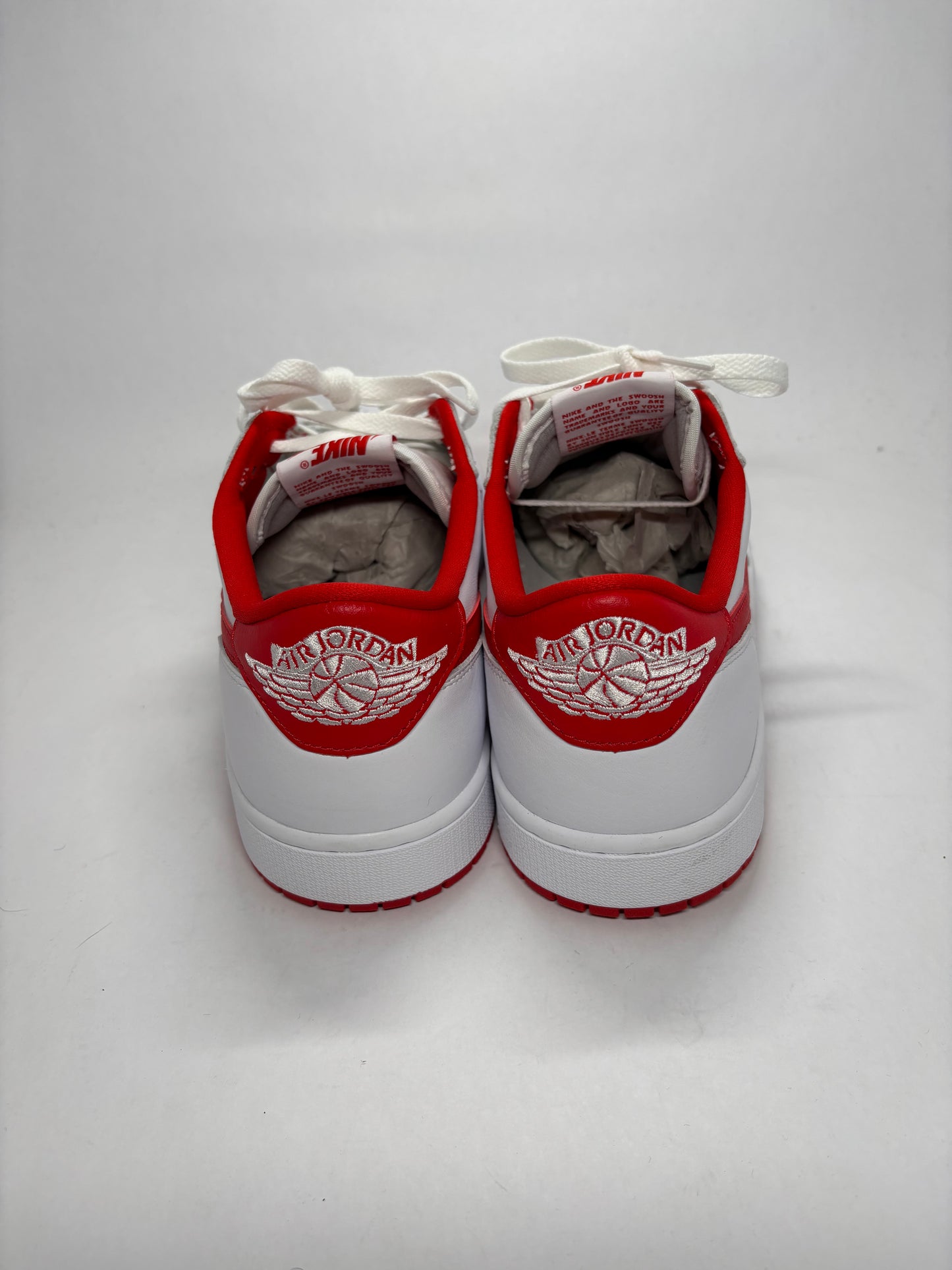 Jordan 1 Metallic Red Low DS No Box