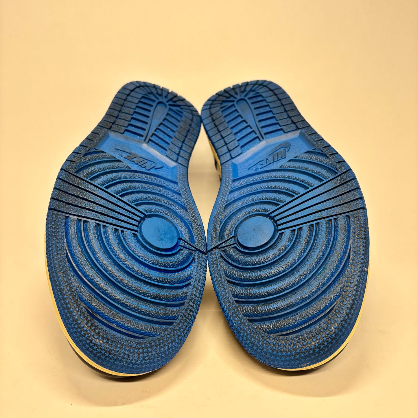 Jordan 1  Travis Scott Fragment Used