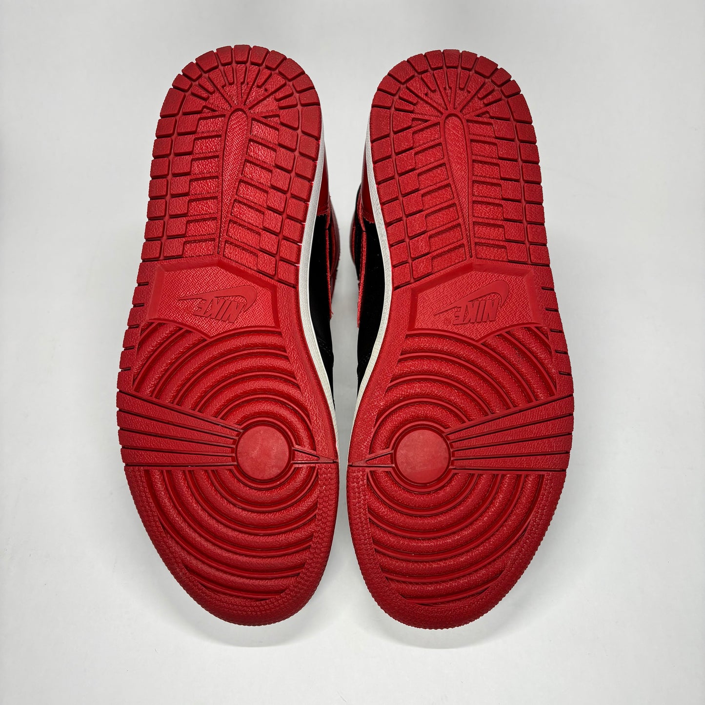 AJ1 Bred sz 2016 sz 8.5