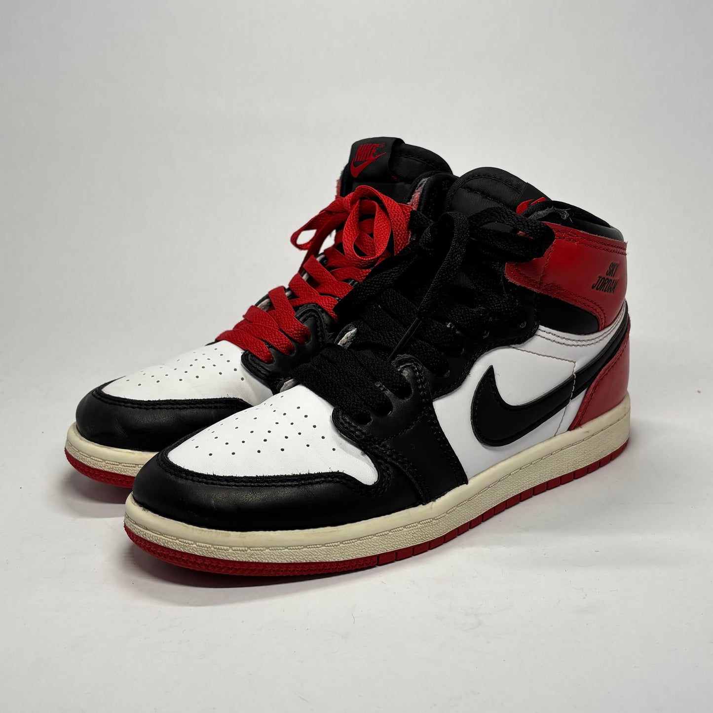 Jordan 1 Black Toe Reimagined BF? Used No Box