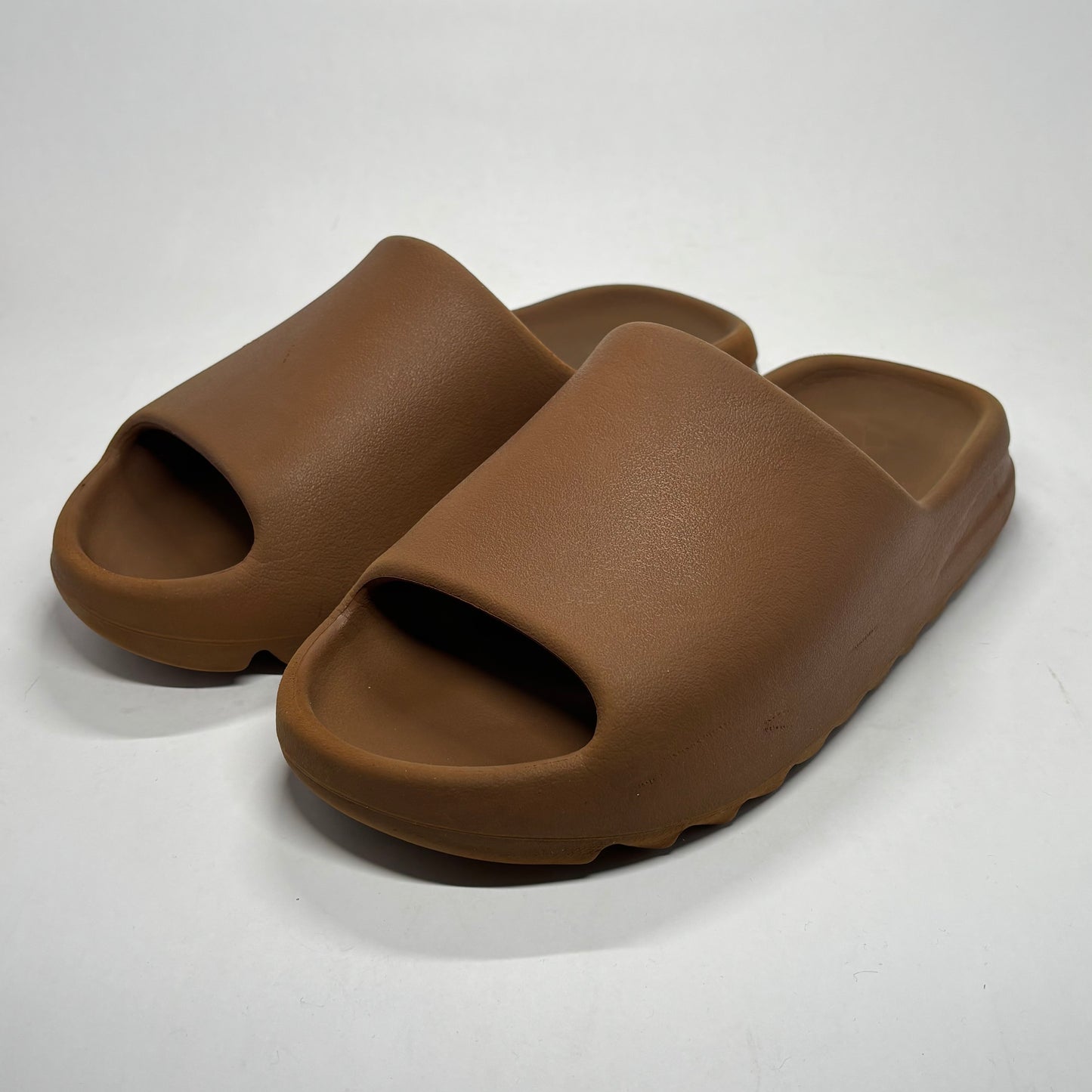 Yeezy Slide Flax Used