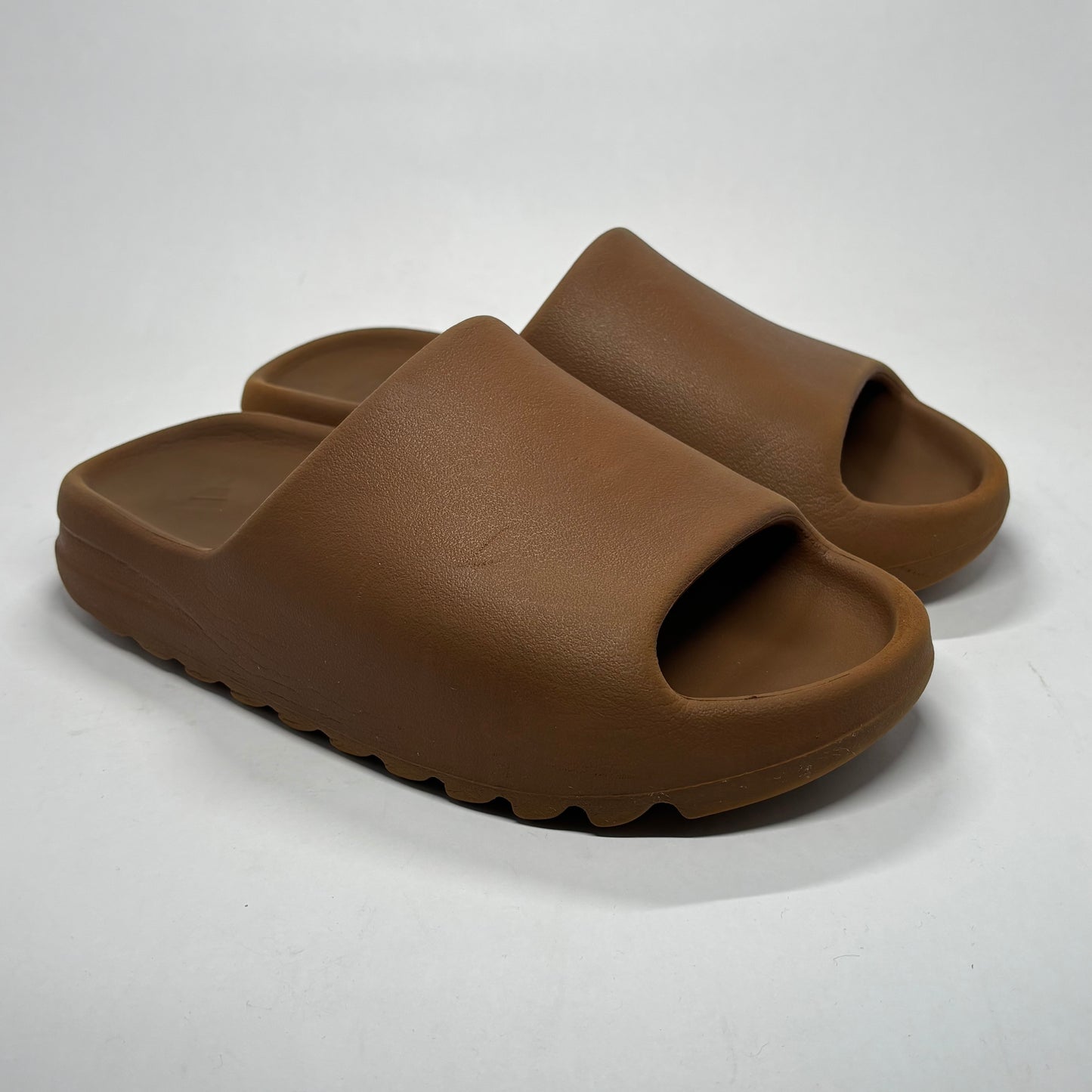 Yeezy Slide Flax Used