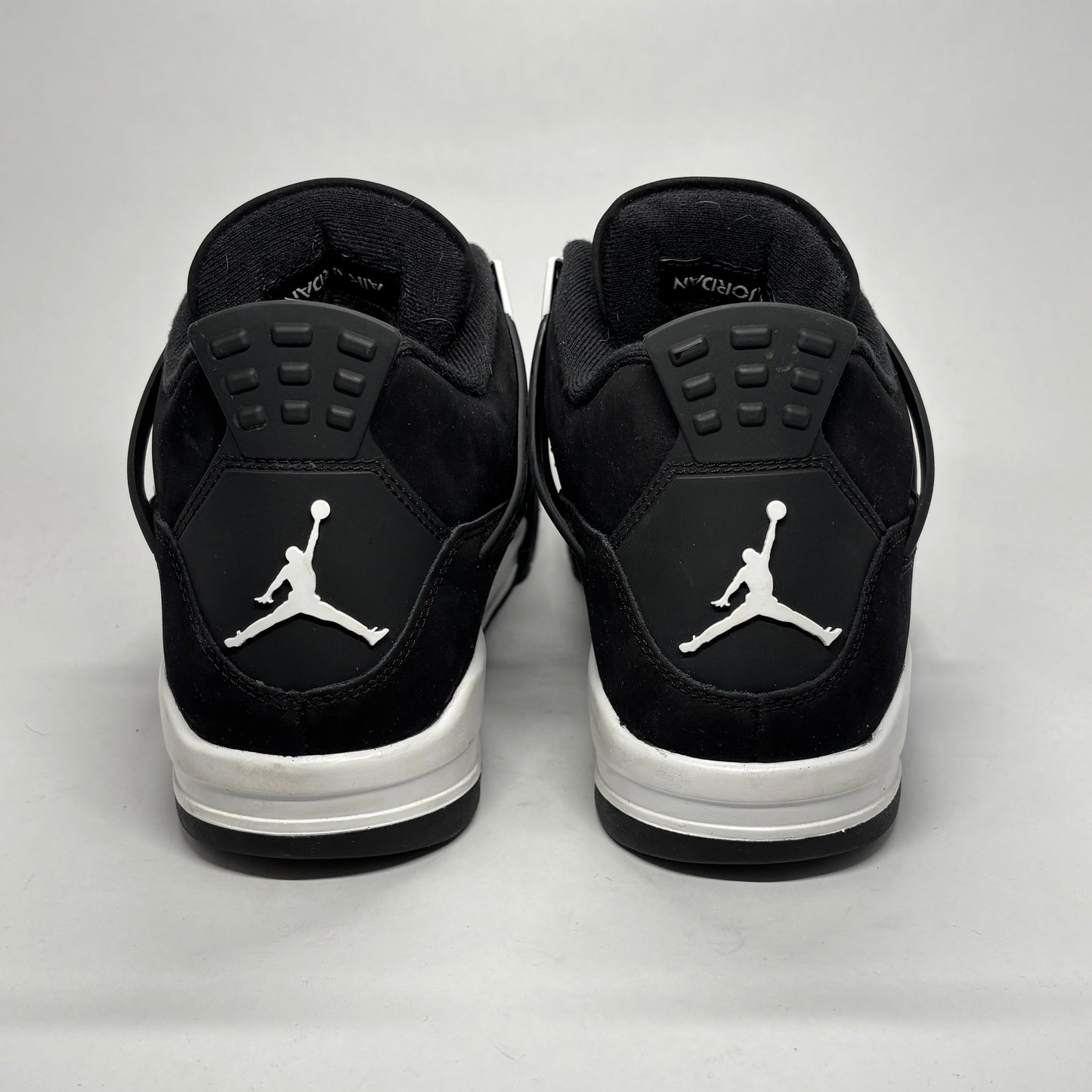 Jordan 4 White Thunder Used