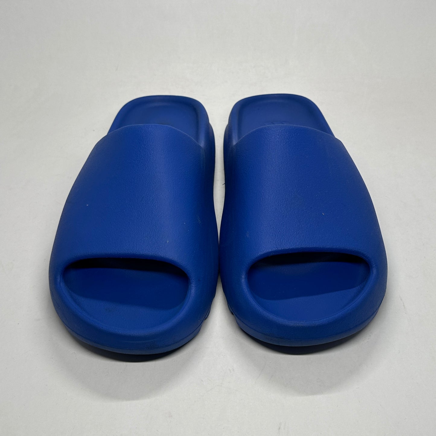 Yeezy  Slides Azure Used