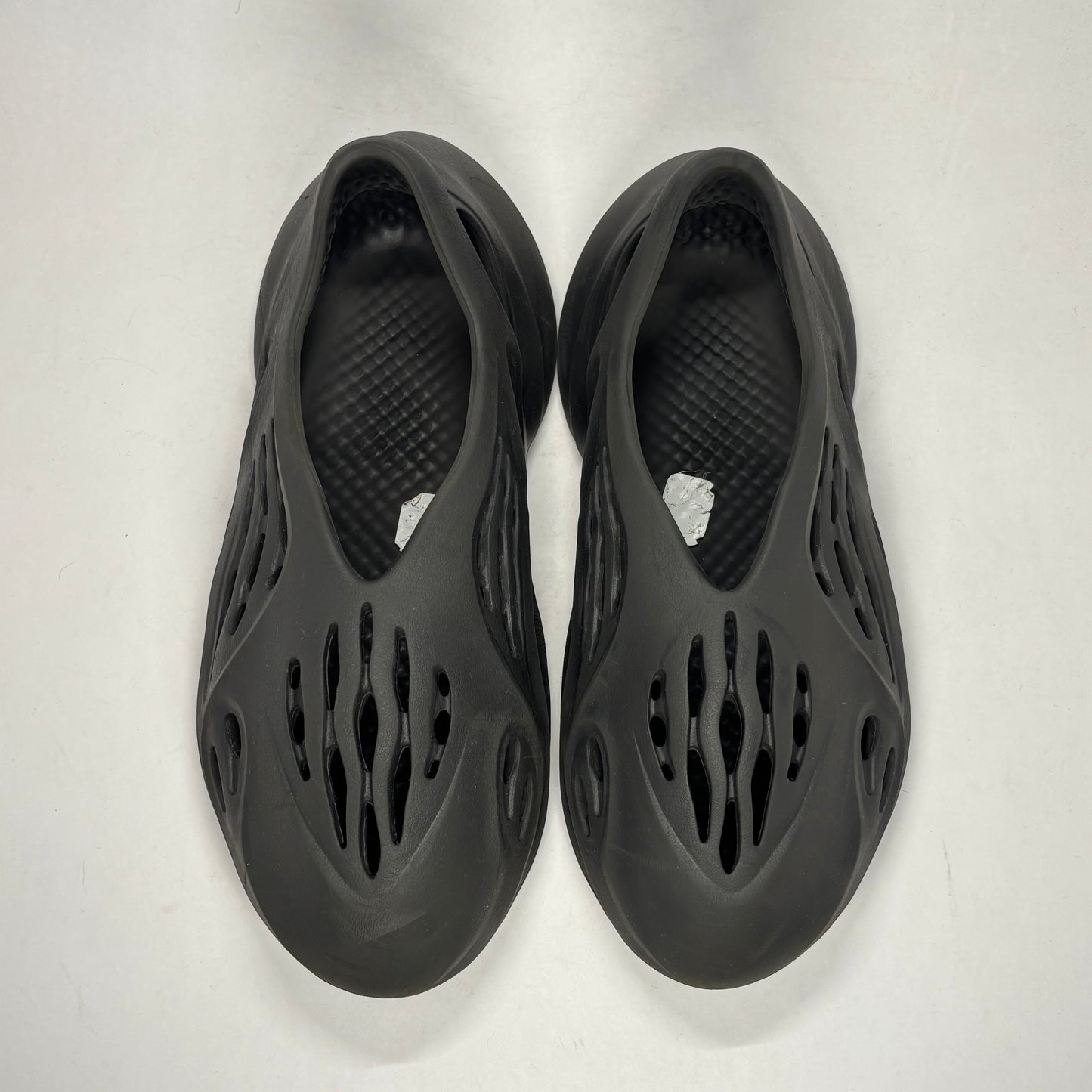 Yeezy Foam Runner Onyx Used