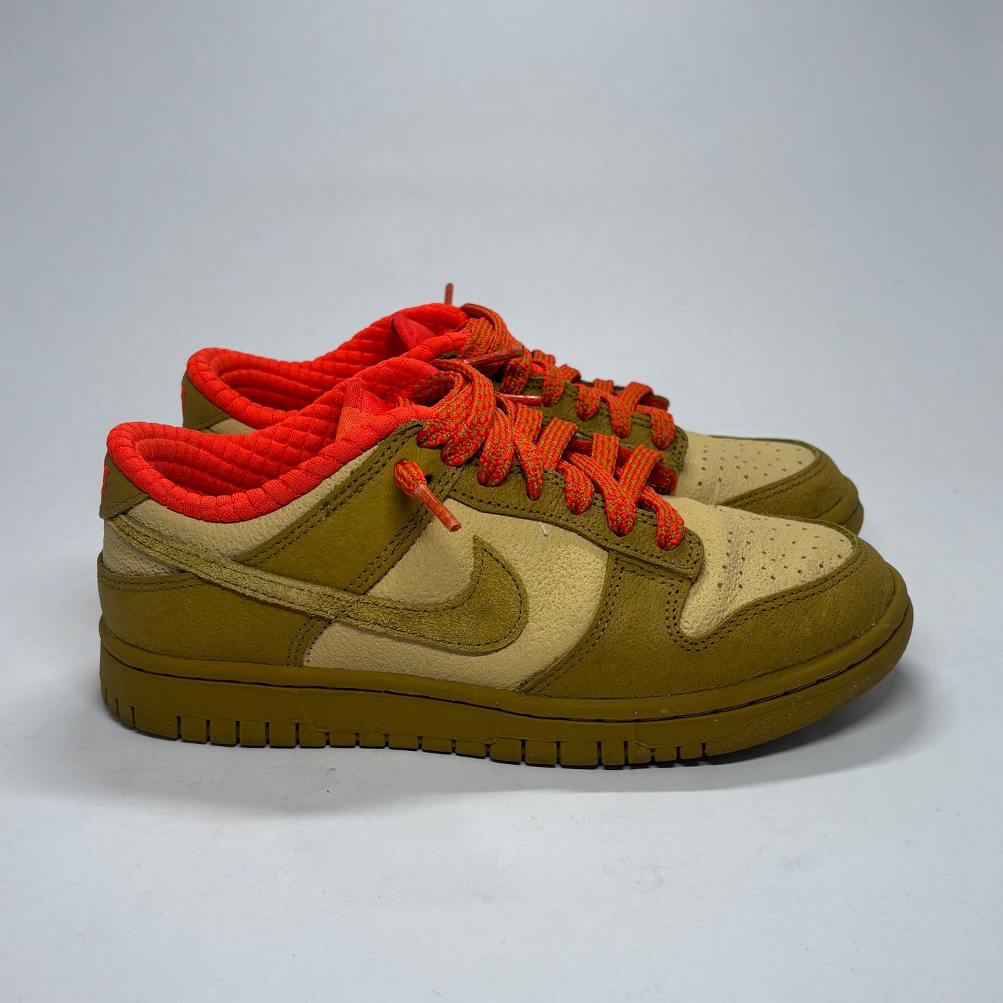Nike Dunk Bronzine Picante Red Used