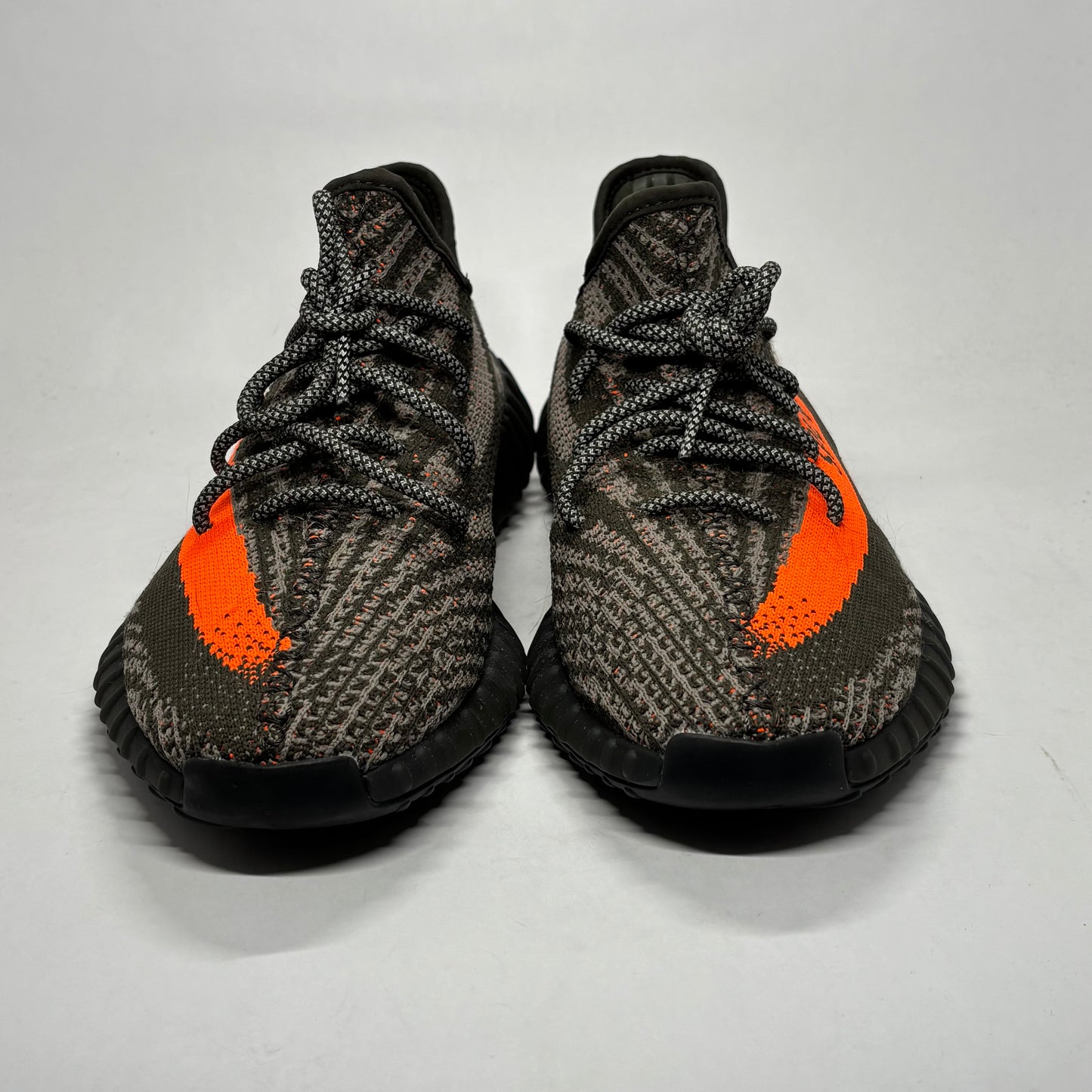 Yeezy Carbon Beluga  Used