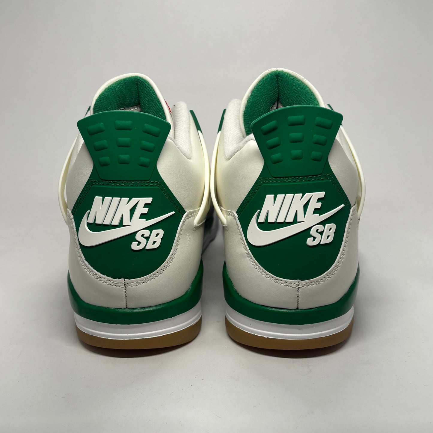 Jordan 4 SB Pine Green Used