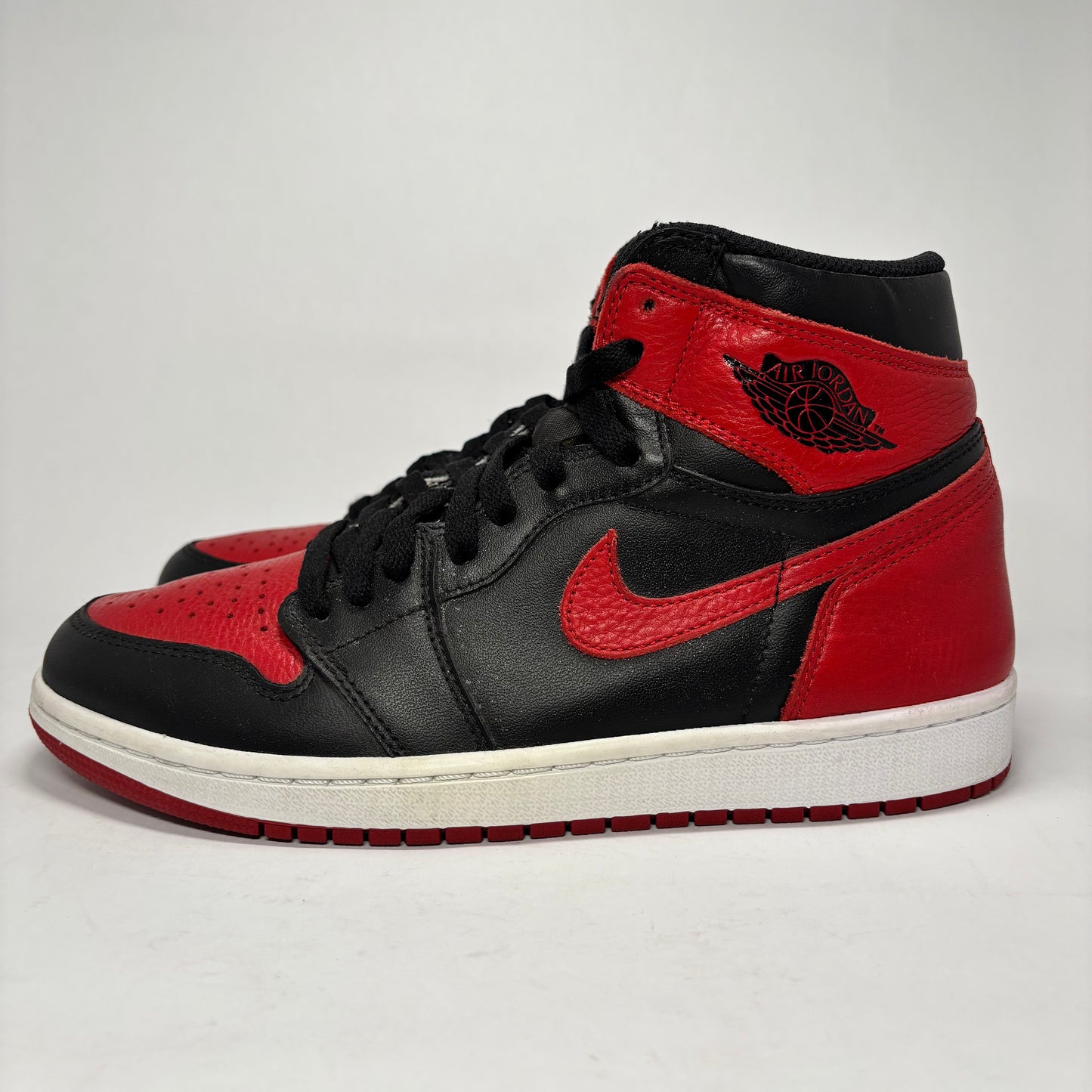 AJ1 Bred sz 2016 sz 8.5