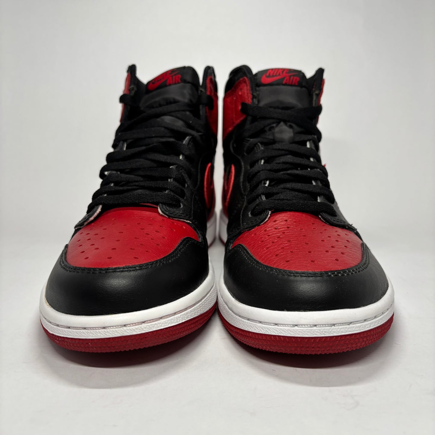 AJ1 Bred Banned Sz 11