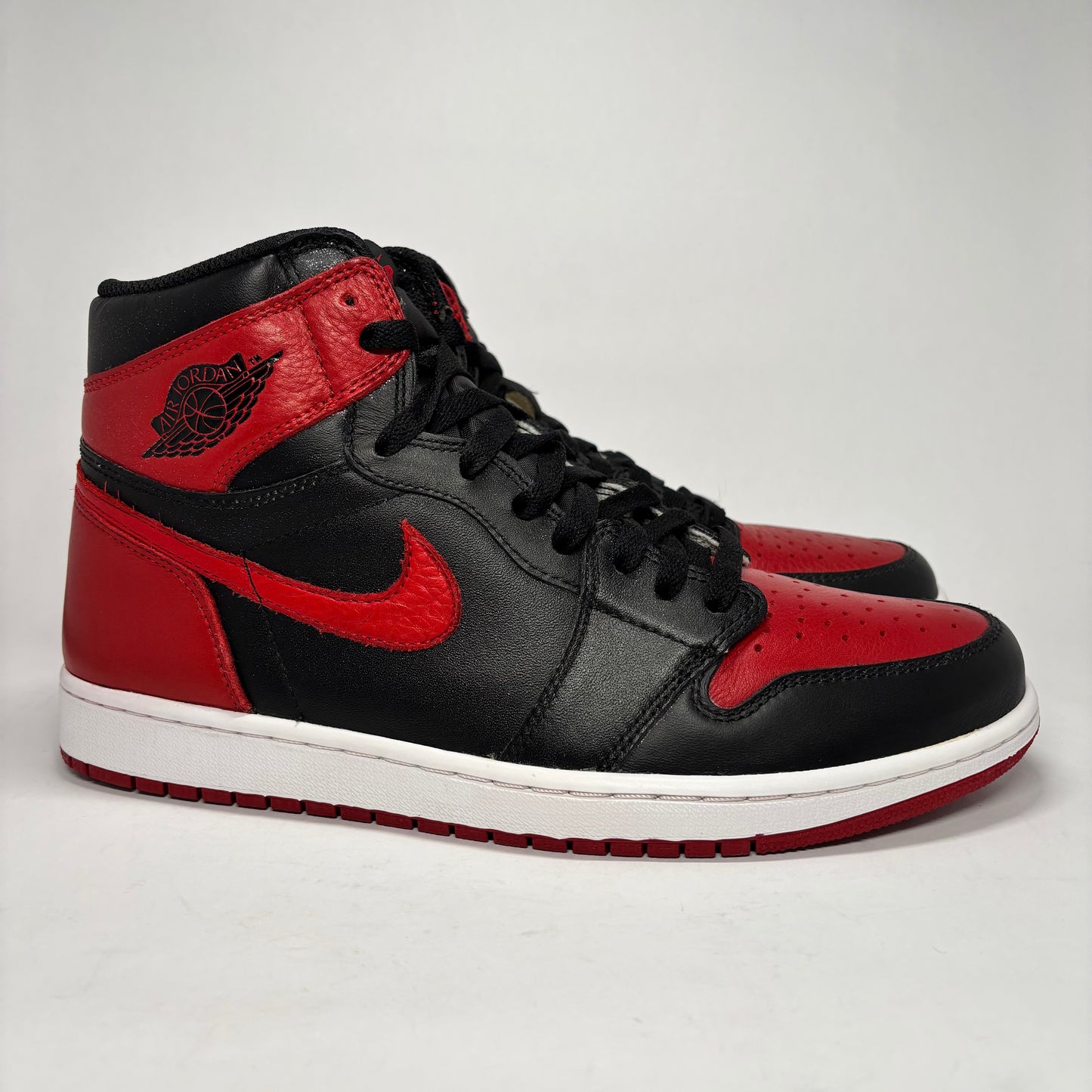 AJ1 Bred Banned Sz 11