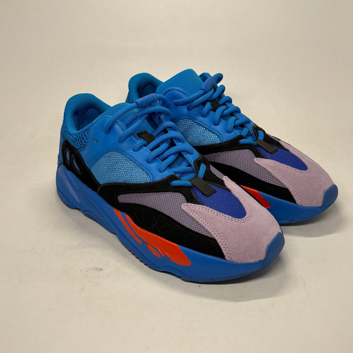 Yeezy 700 Hi Res BlueUsed