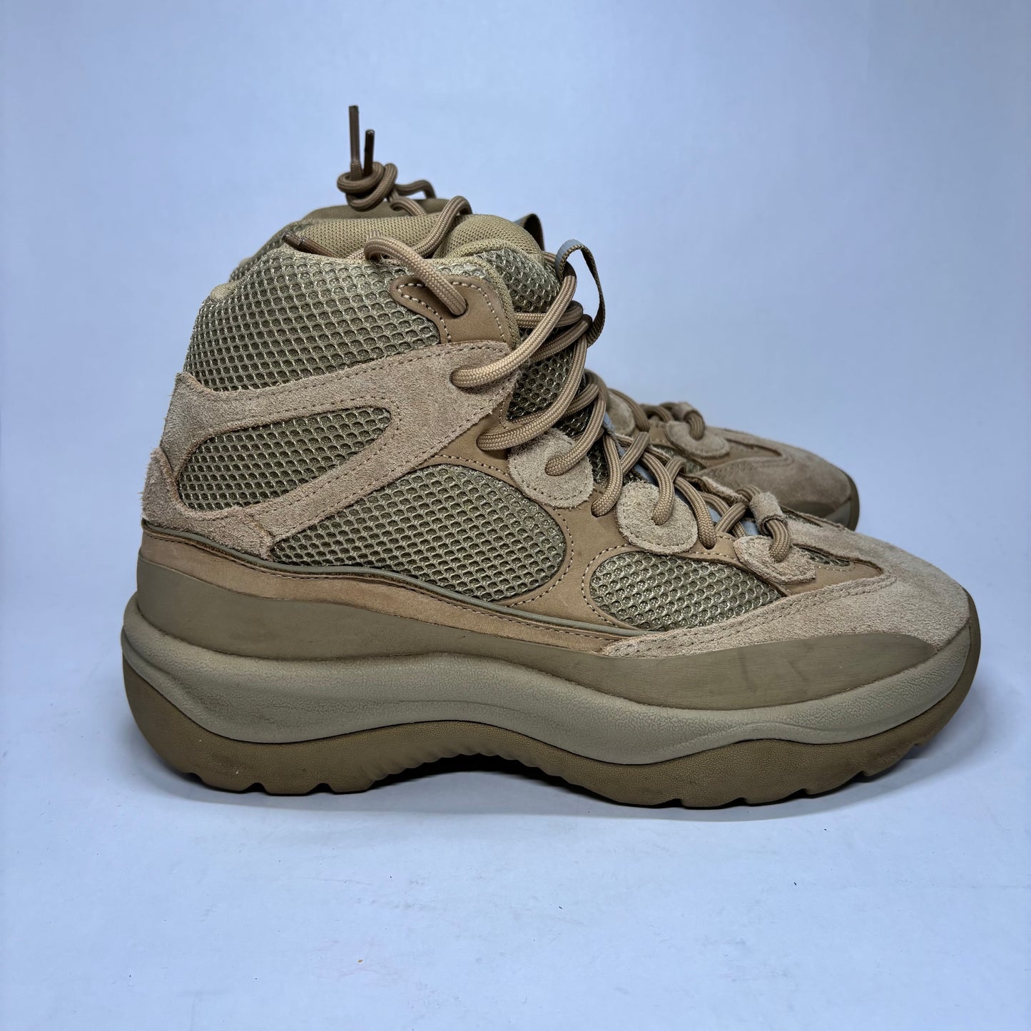 Yeezy Boot Rock Used