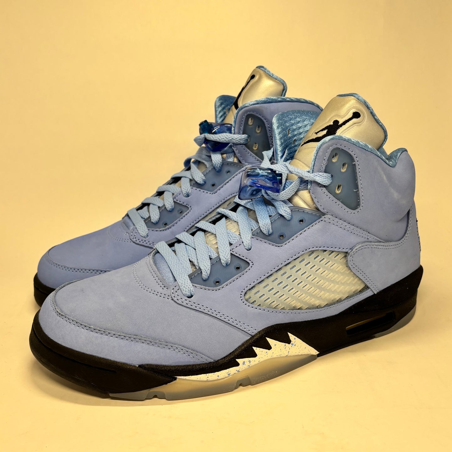 Jordan 5  UNC Used