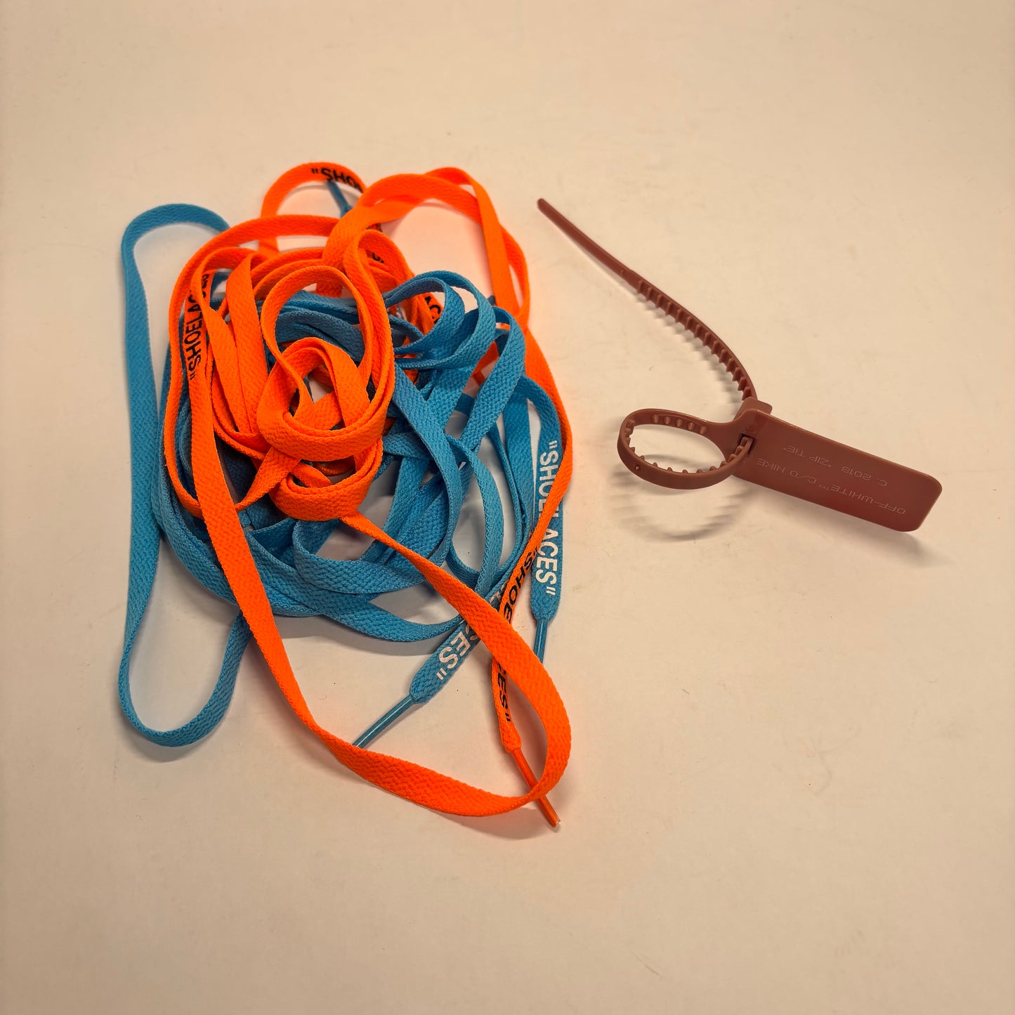 Jordan 1 Off-White UNC Used