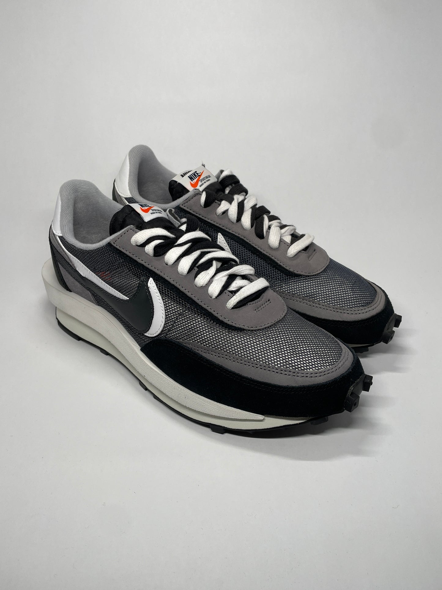 Nike Sacai Waffle Anthracite Sz 9.5 DS