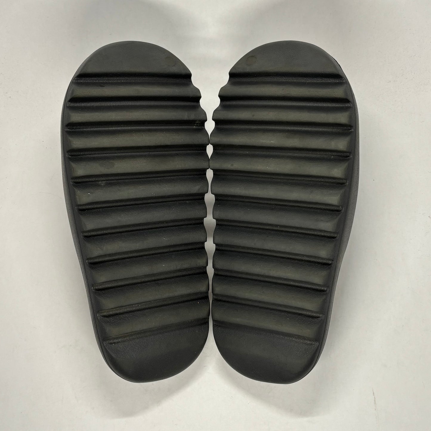 Yeezy Slate Grey Used