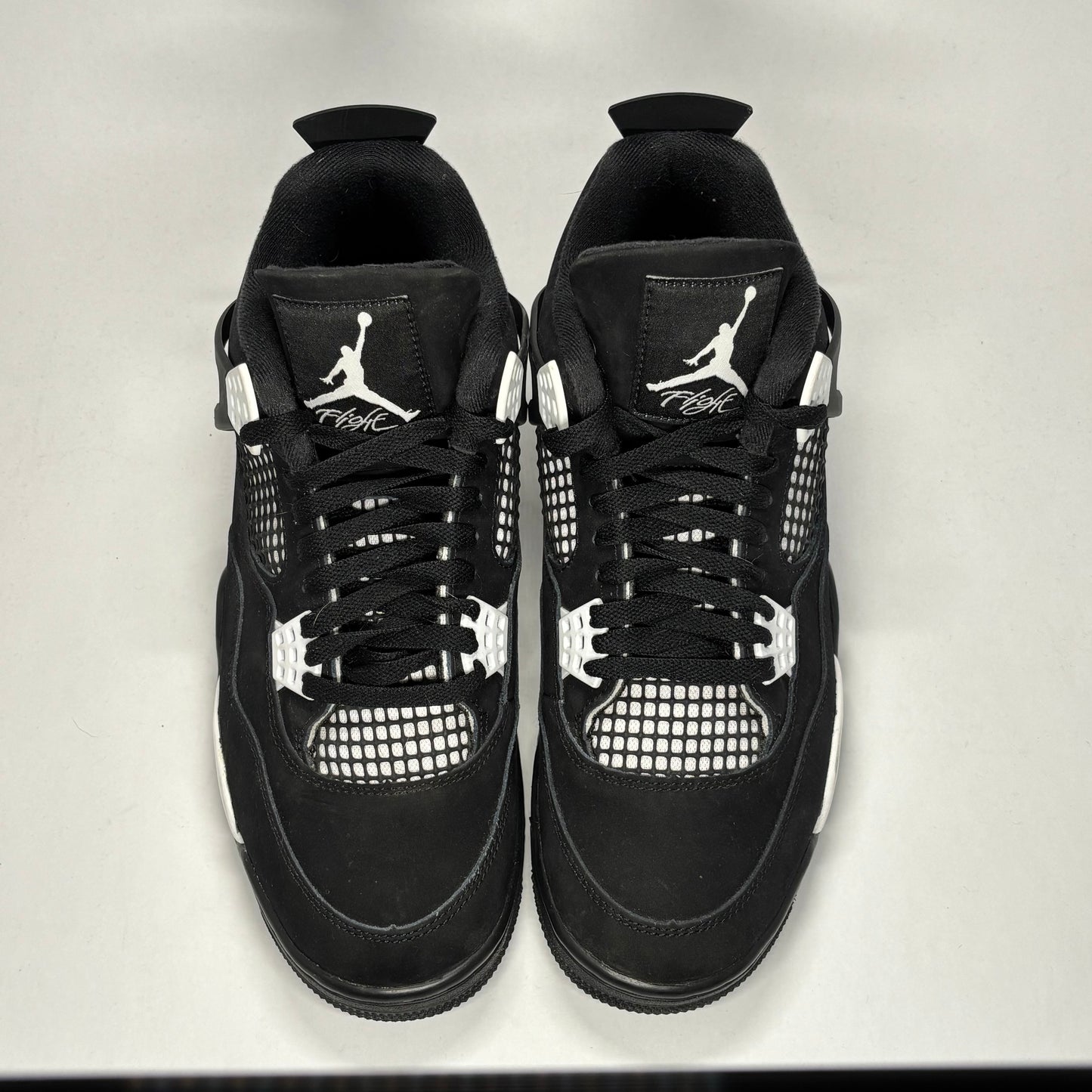 Jordan 4 White Thunder Used