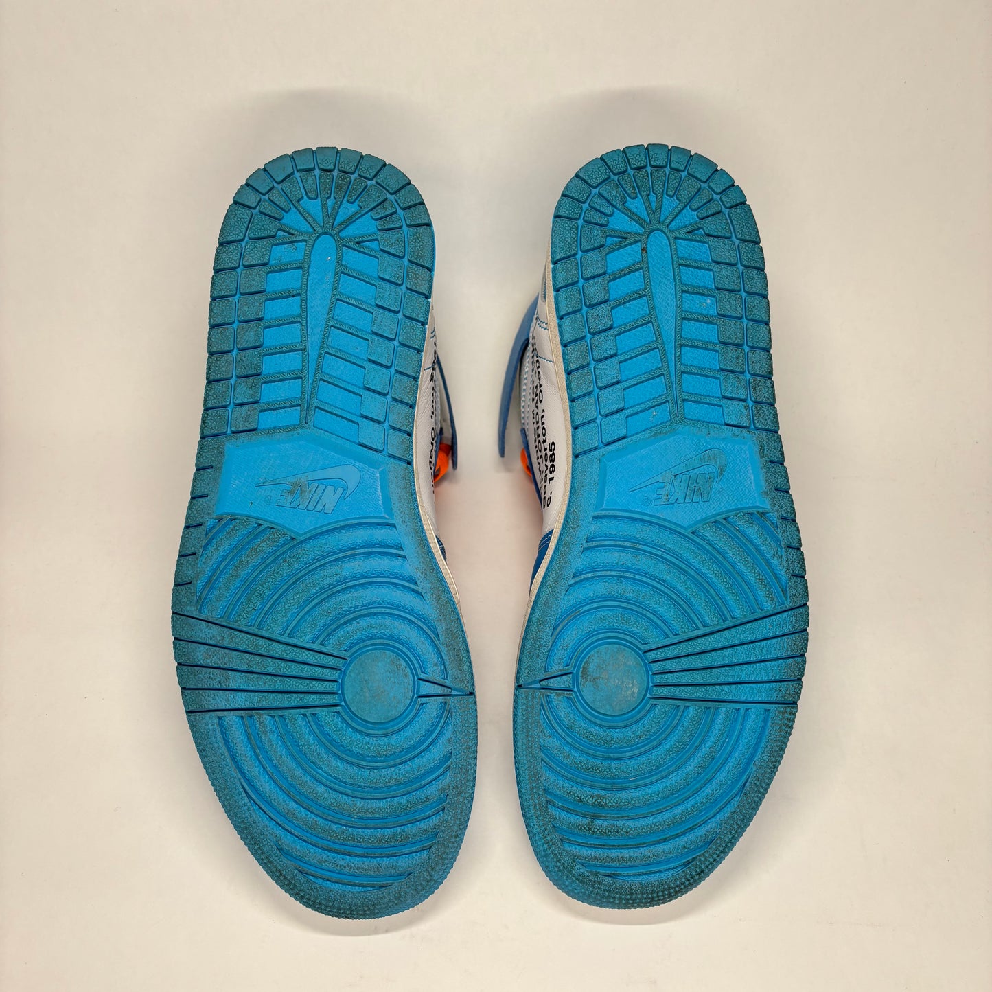 Jordan 1 Off White UNC Used