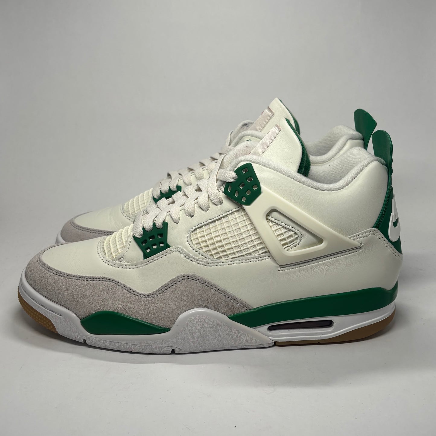 Jordan 4 SB Pine Green Used