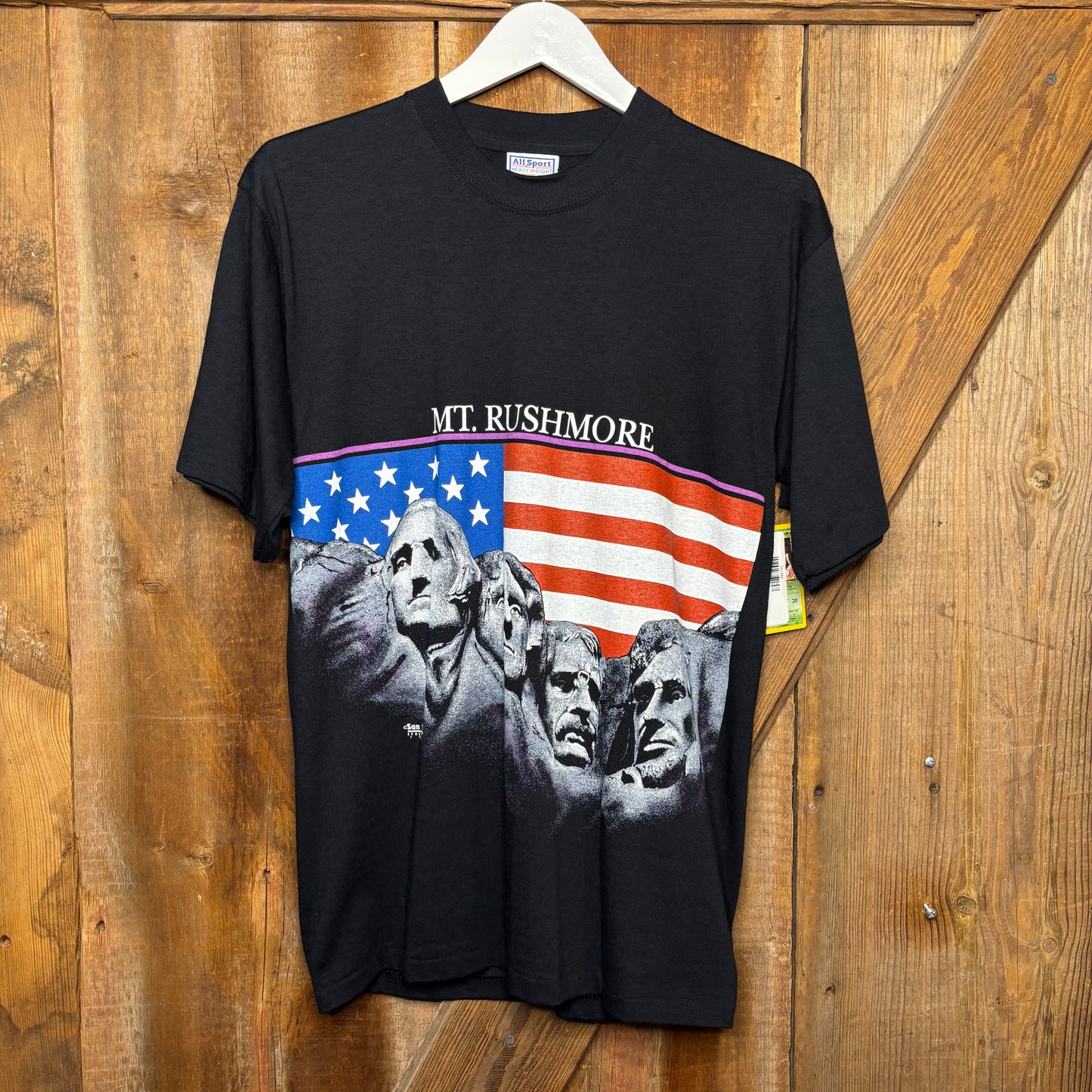 vtg Mt. Rushmore M