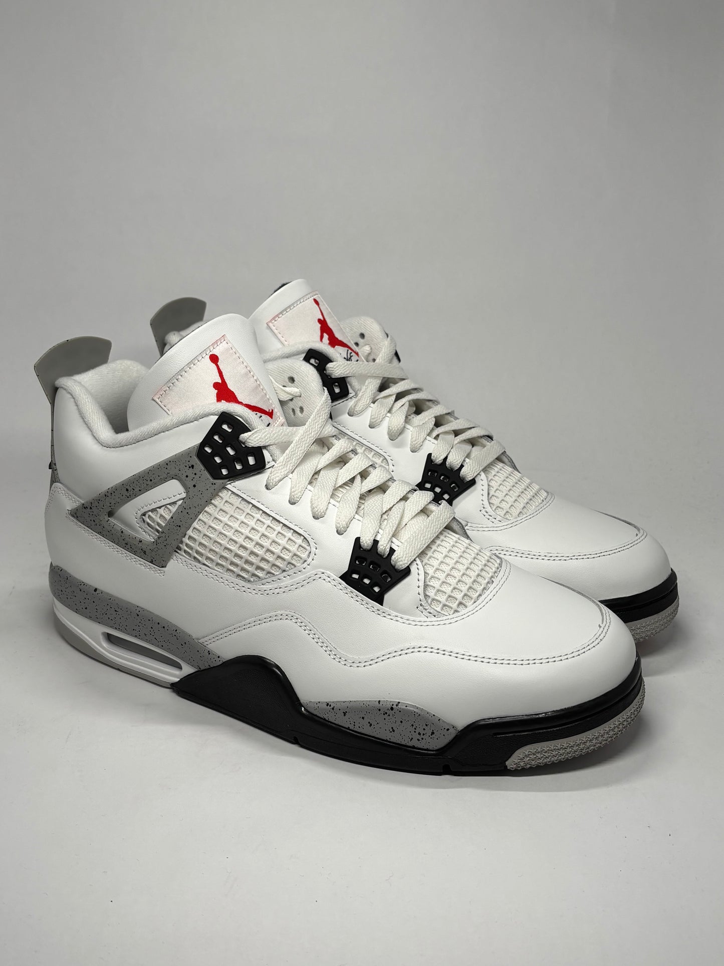 Jordan 4 White Cement DS