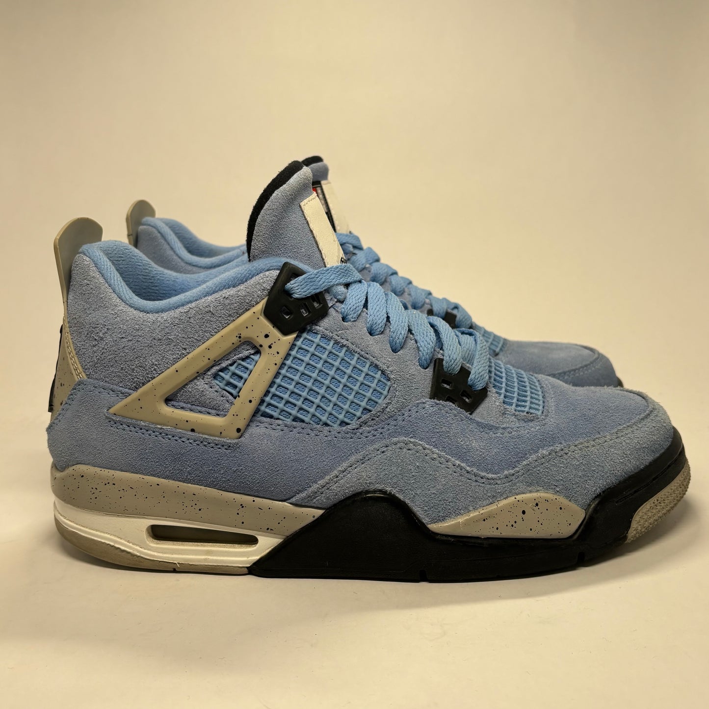 Jordan 4 Uni Blue Used
